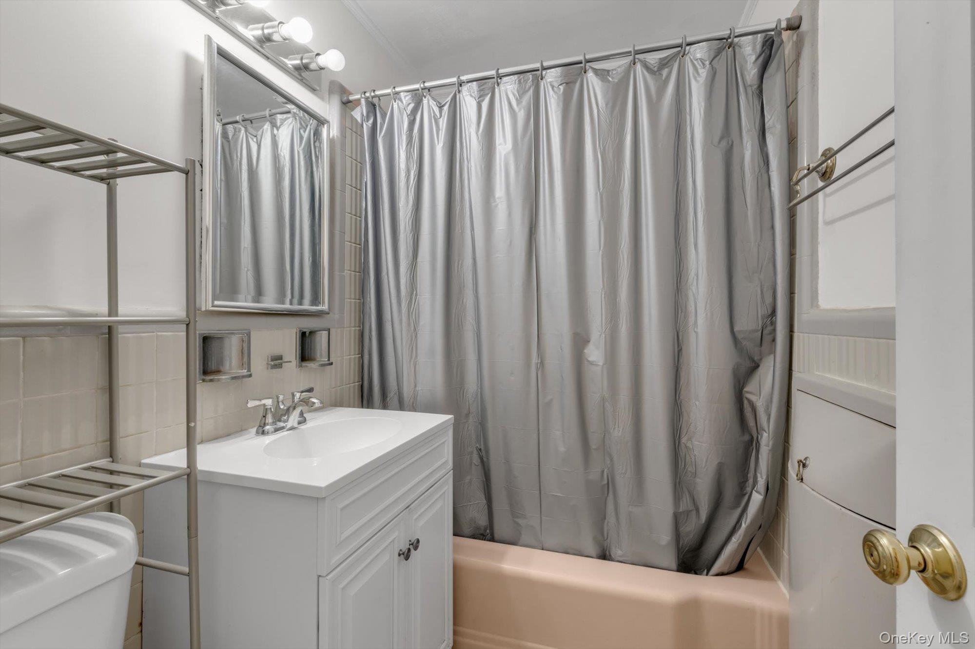 Single Family Franklin Boulevard Nassau County, NY 11561, MLS-1035268-18