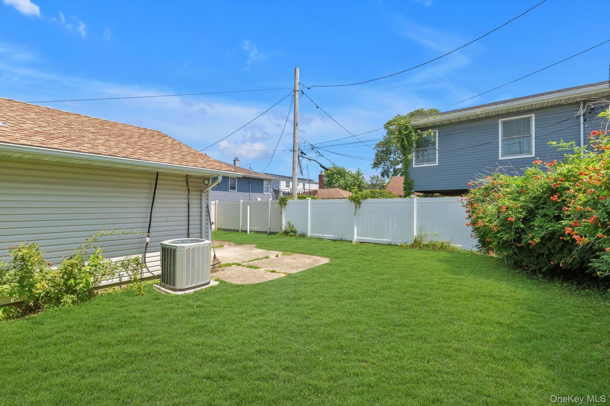 Single Family Franklin Boulevard Nassau County, NY 11561, MLS-1035268-21