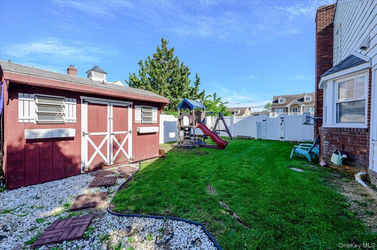 Single Family W 3rd Street  Nassau County, NY 11520, MLS-1035277-18
