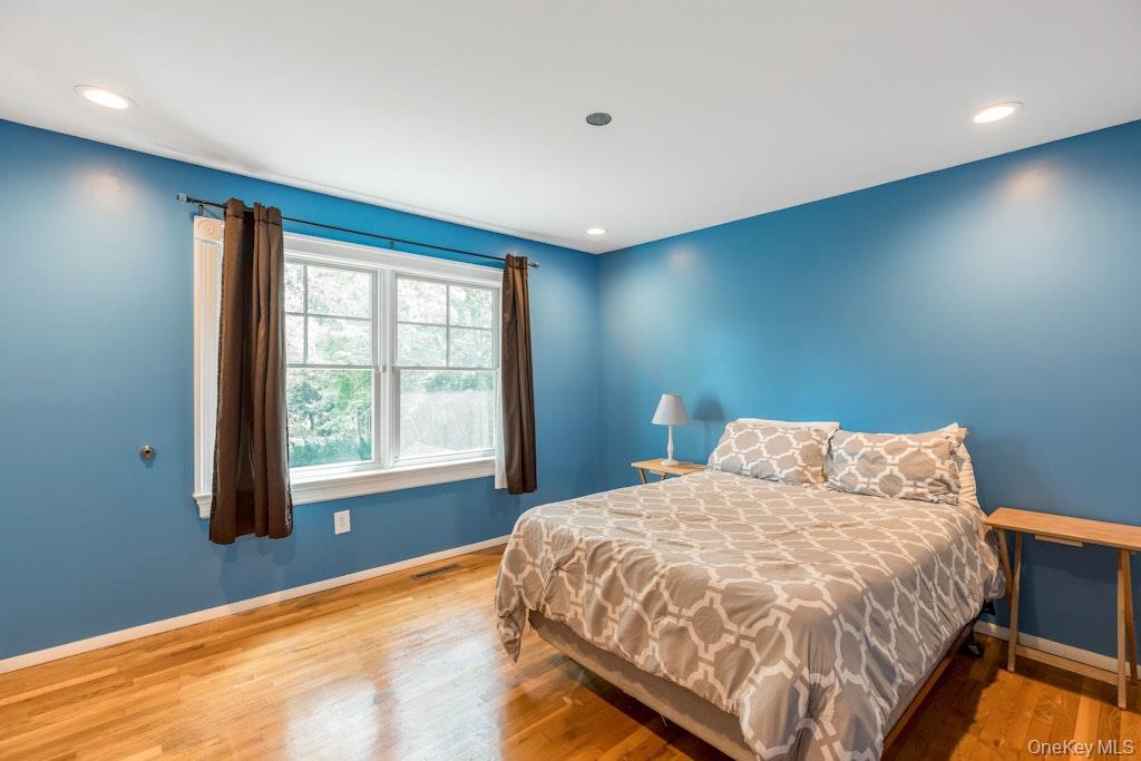 Single Family W Tiana Road Suffolk County, NY 11946, MLS-1035288-13