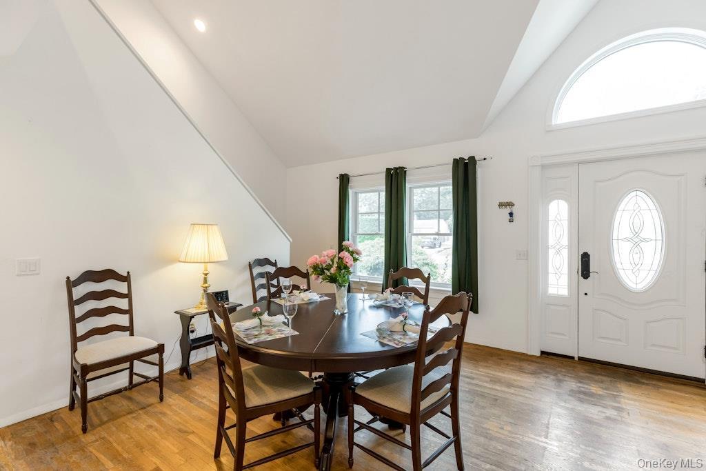 Single Family W Tiana Road Suffolk County, NY 11946, MLS-1035288-7