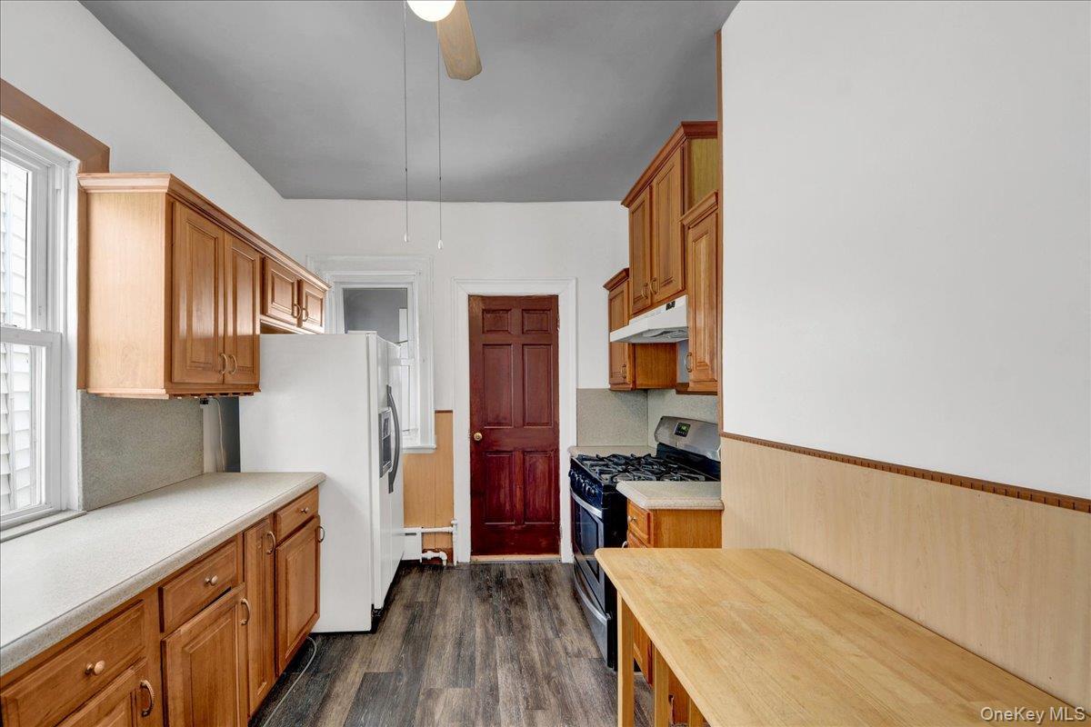Single Family E 243rd Street Bronx, NY 10470, MLS-1035296-20