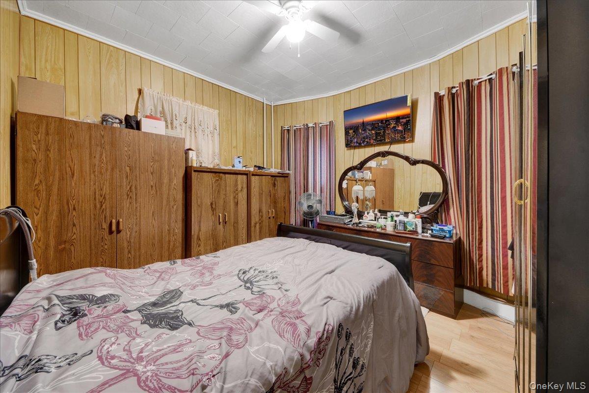 Single Family E 243rd Street Bronx, NY 10470, MLS-1035296-5