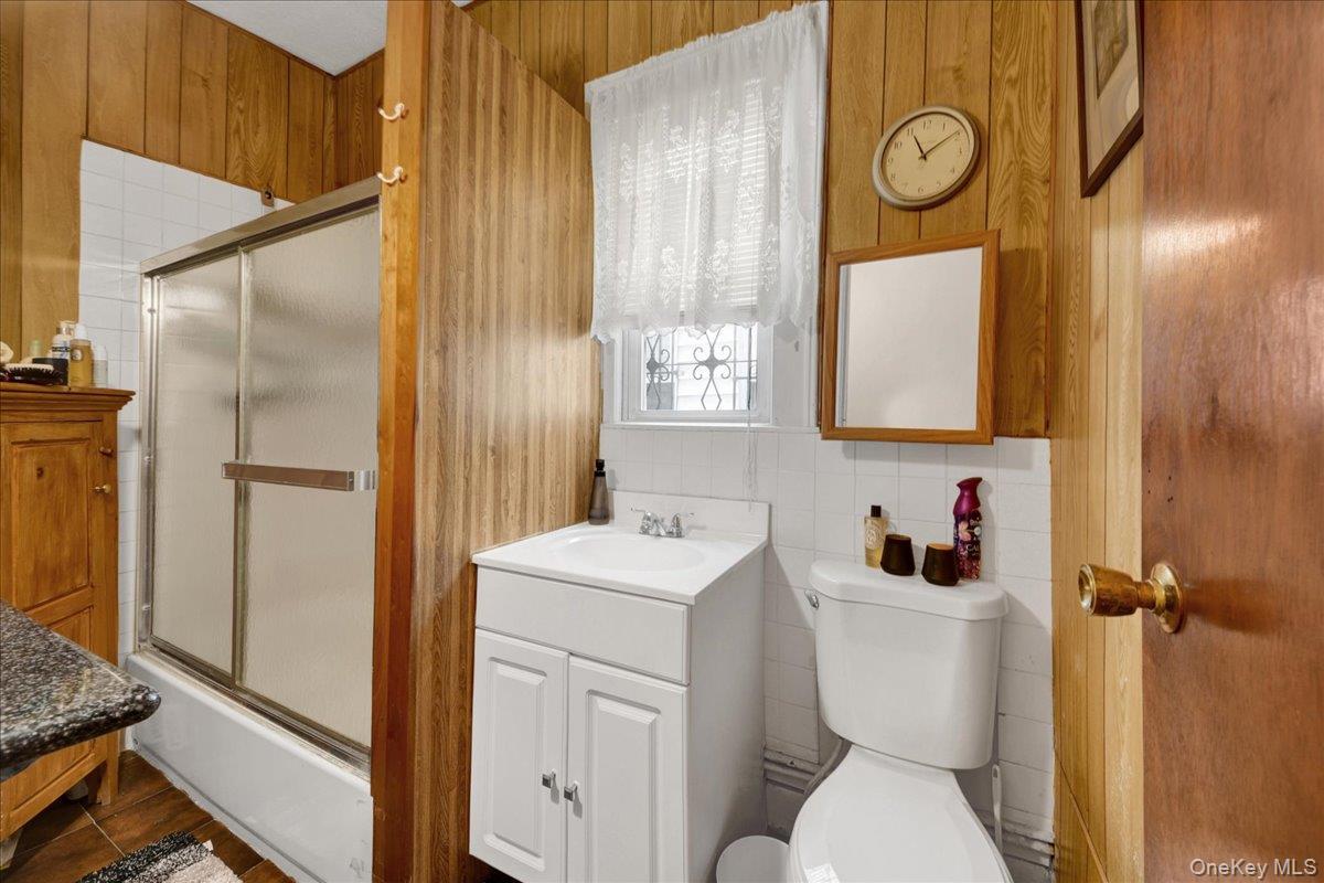 Single Family E 243rd Street Bronx, NY 10470, MLS-1035296-6