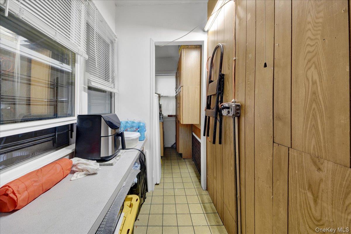 Single Family E 243rd Street Bronx, NY 10470, MLS-1035296-9