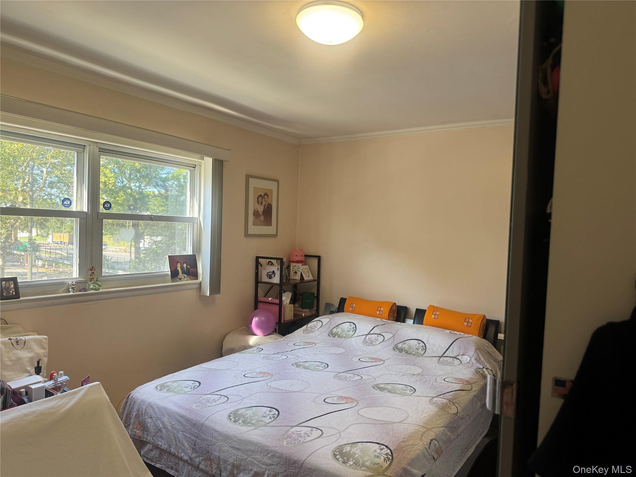 Single Family 46th Avenue  Queens, NY 11361, MLS-1035322-8