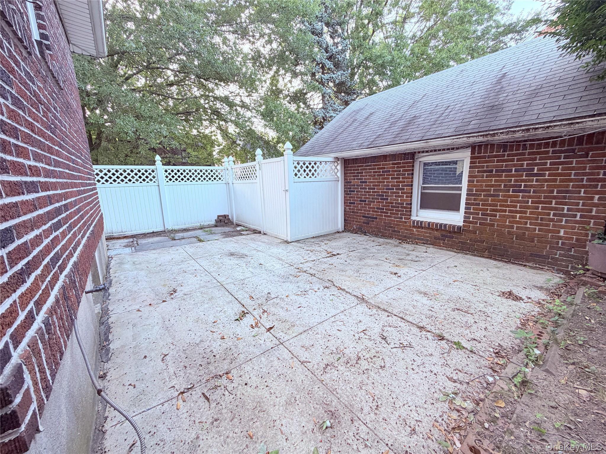 Single Family 32nd Avenue Queens, NY 11358, MLS-1035342-23