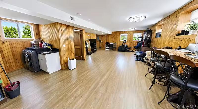 Single Family 163rd Place  Queens, NY 11358, MLS-1035346-23