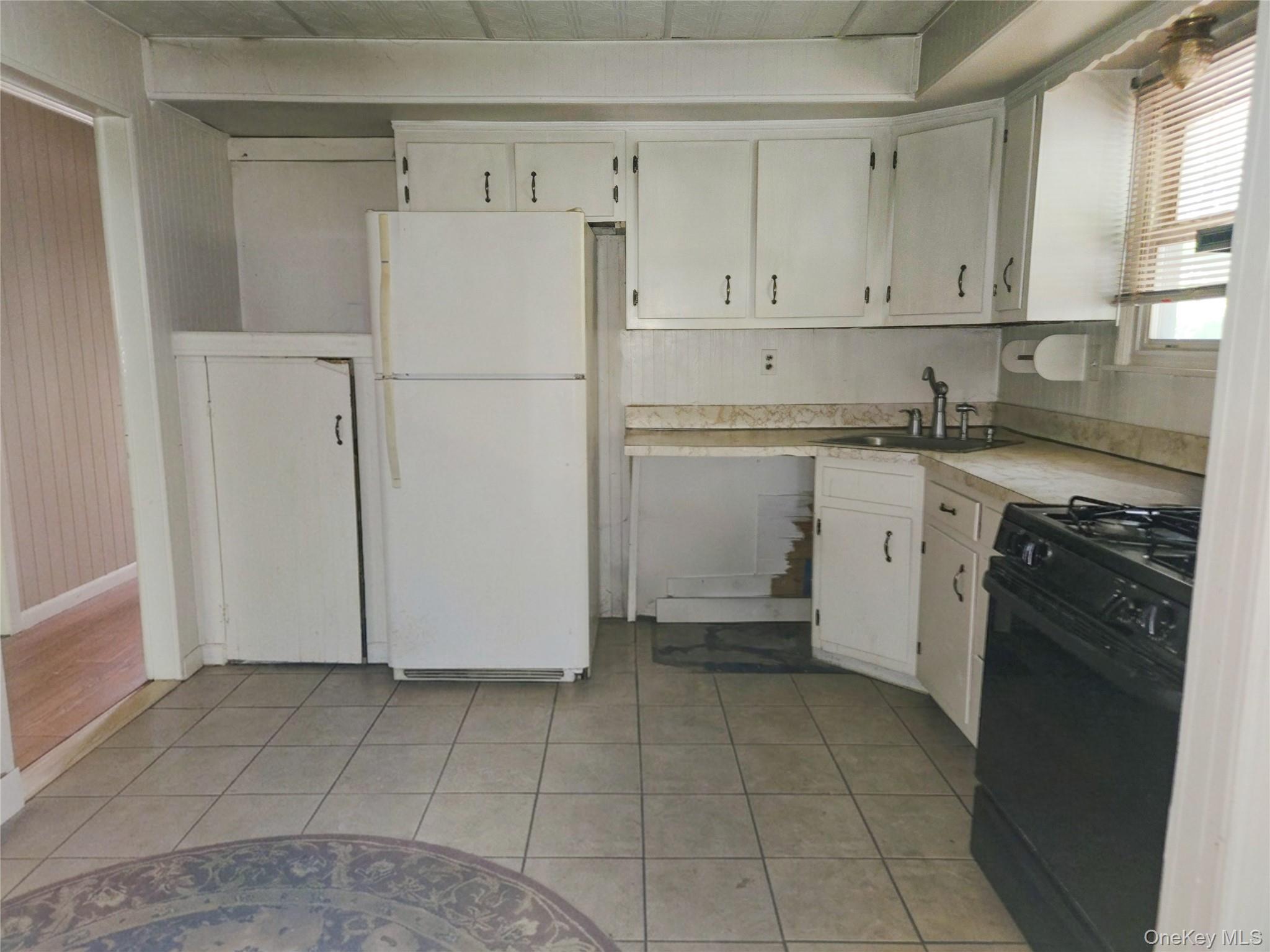 Single Family Terapin Street Suffolk County, NY 11950, MLS-1035375-5
