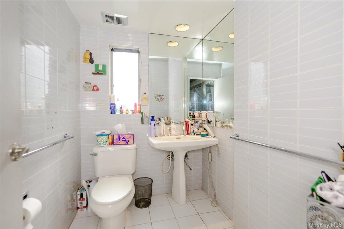 Single Family Northfield Road  Nassau County, NY 11598, MLS-1035400-19