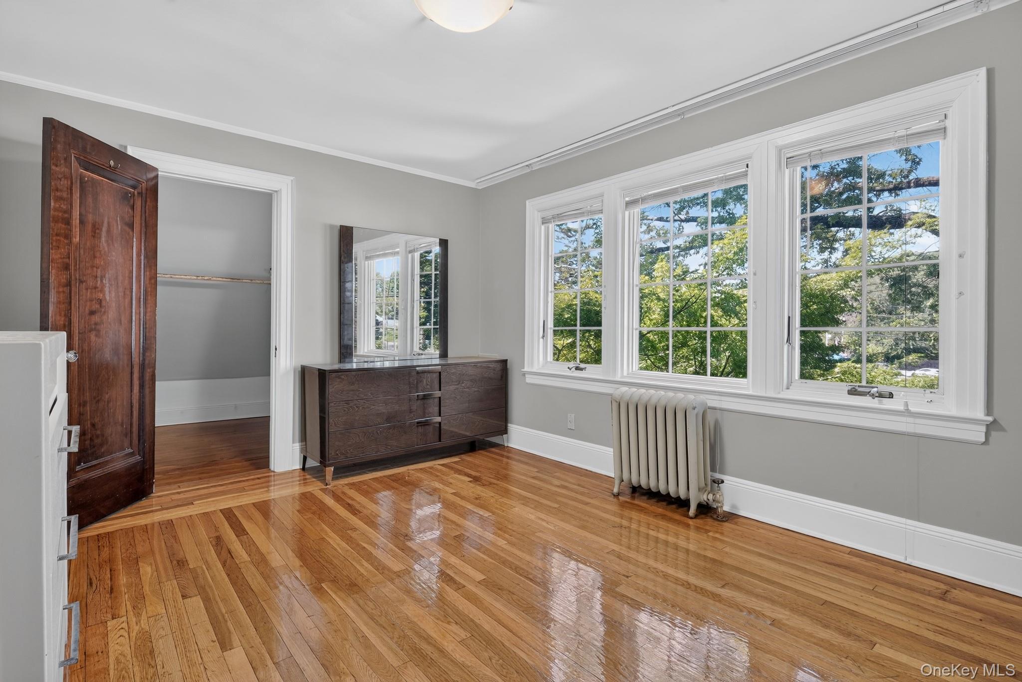 Single Family Alameda Avenue  Queens, NY 11362, MLS-1035405-14