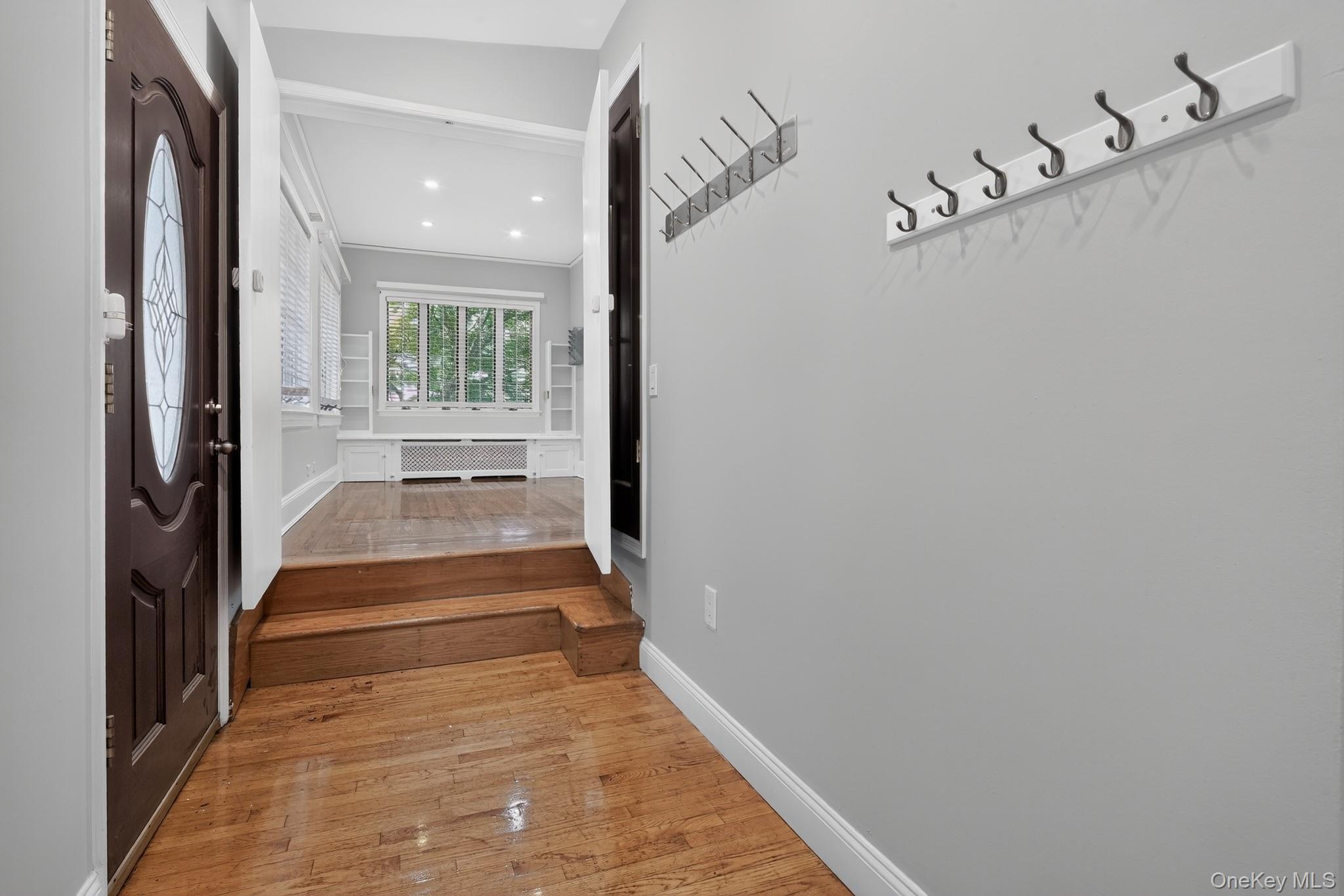 Single Family Alameda Avenue  Queens, NY 11362, MLS-1035405-5