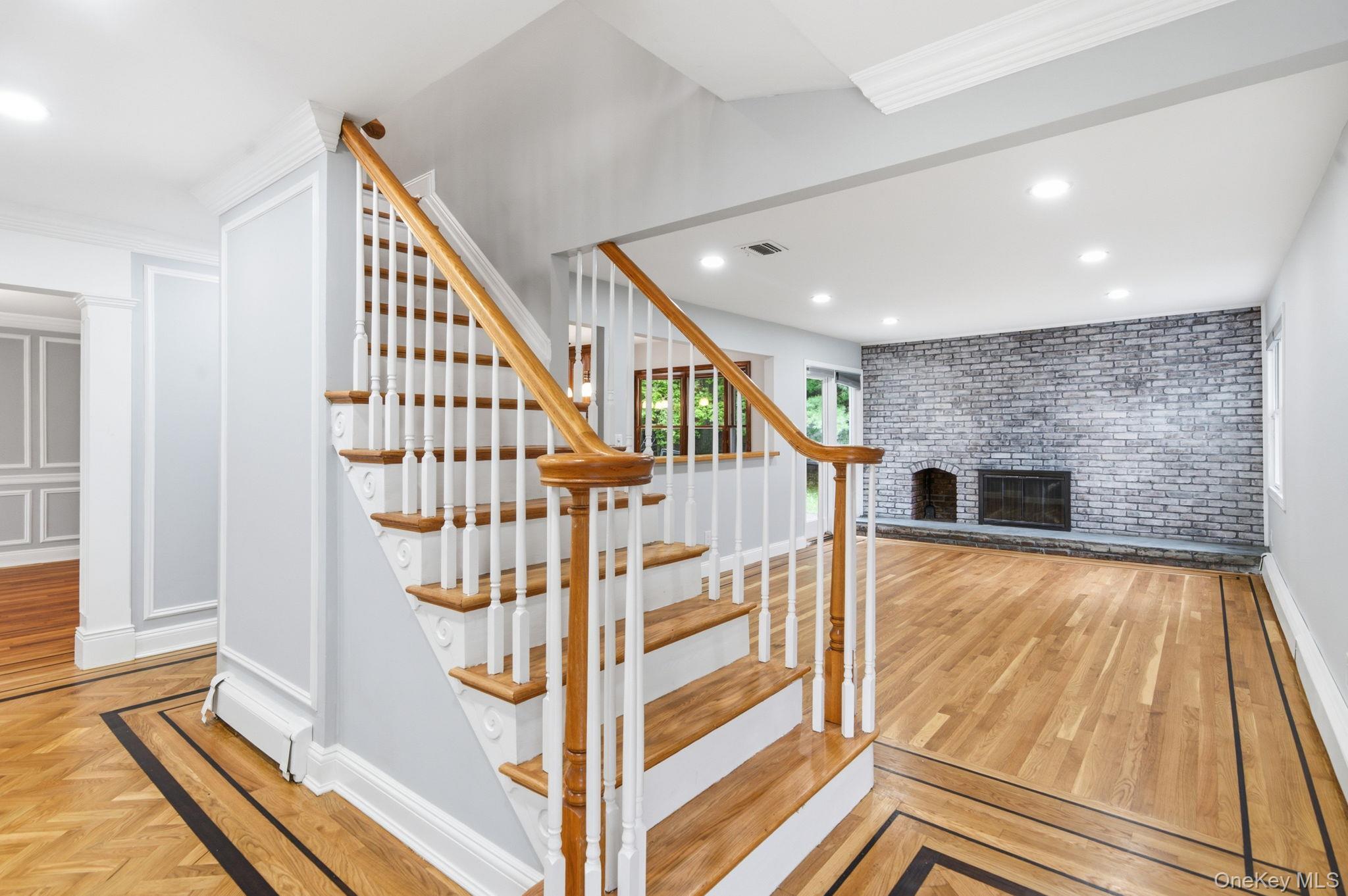 Single Family Arbor Lane  Suffolk County, NY 11746, MLS-1035415-12