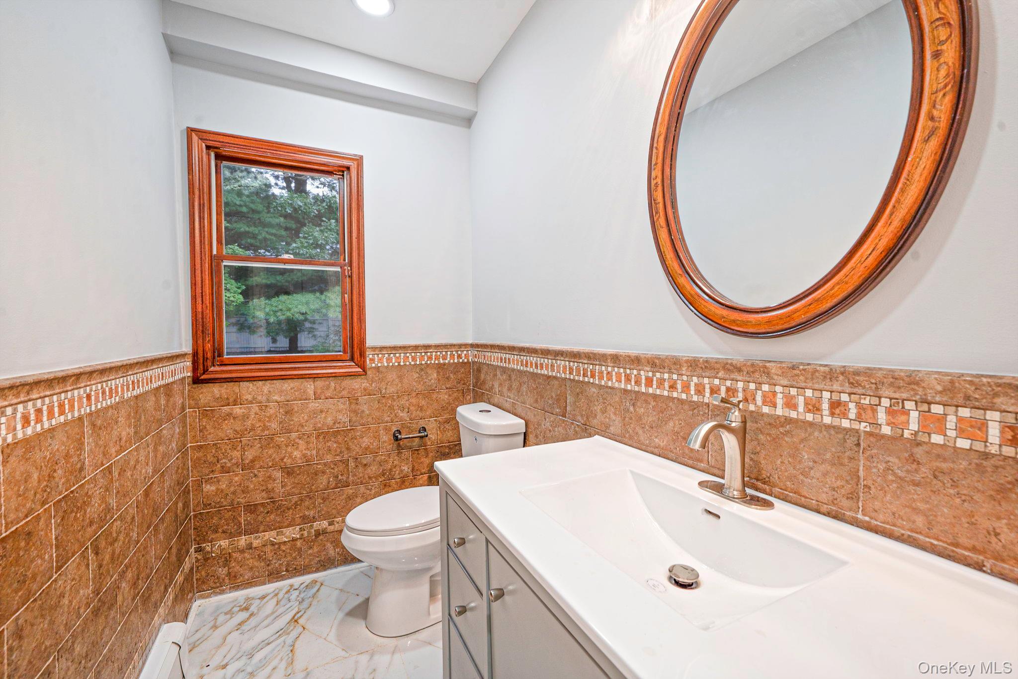 Single Family Arbor Lane  Suffolk County, NY 11746, MLS-1035415-23
