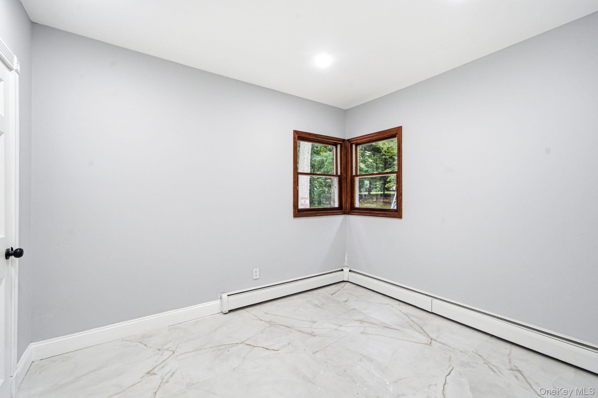 Single Family Arbor Lane  Suffolk County, NY 11746, MLS-1035415-25