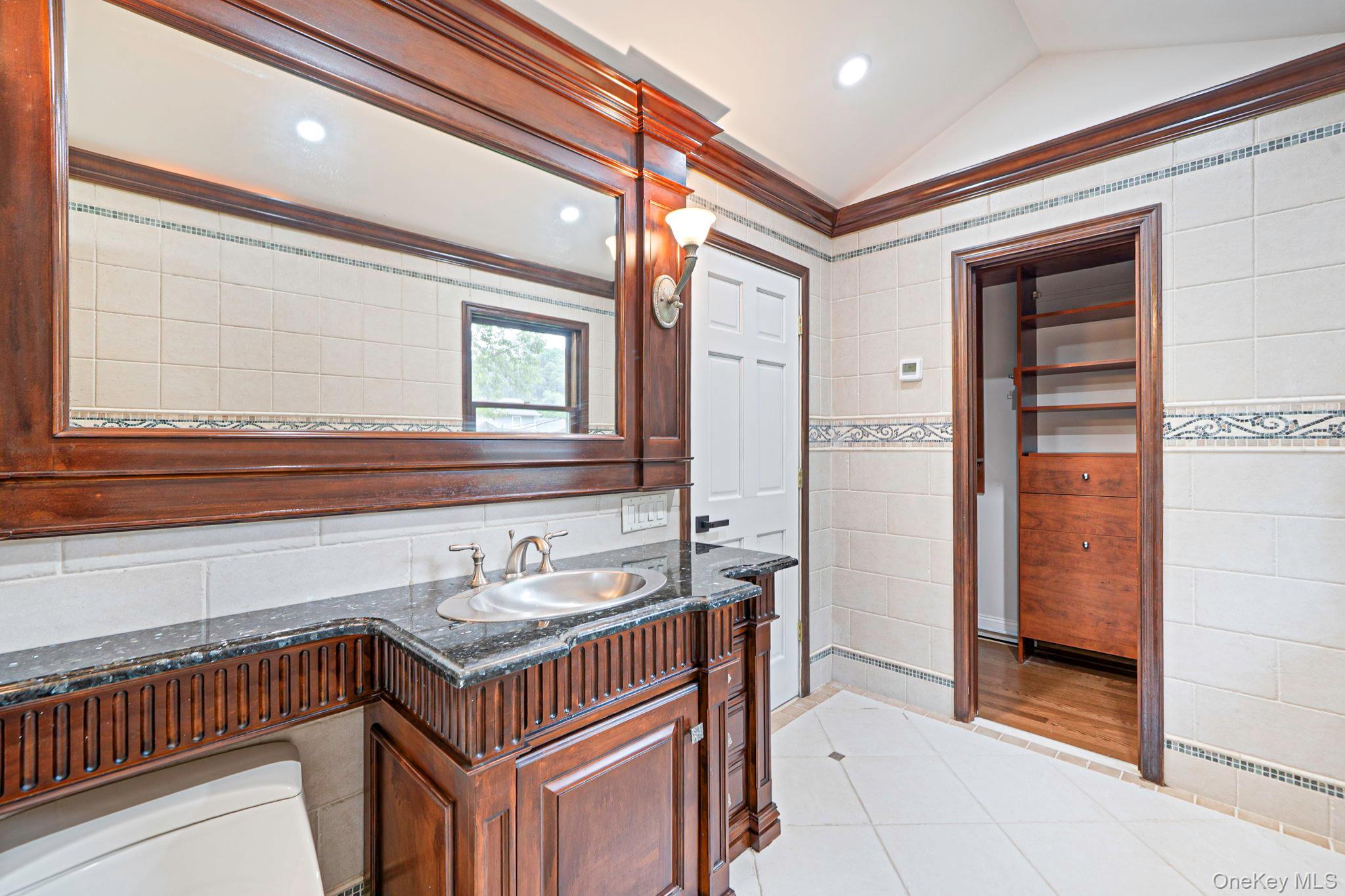 Single Family Arbor Lane  Suffolk County, NY 11746, MLS-1035415-35