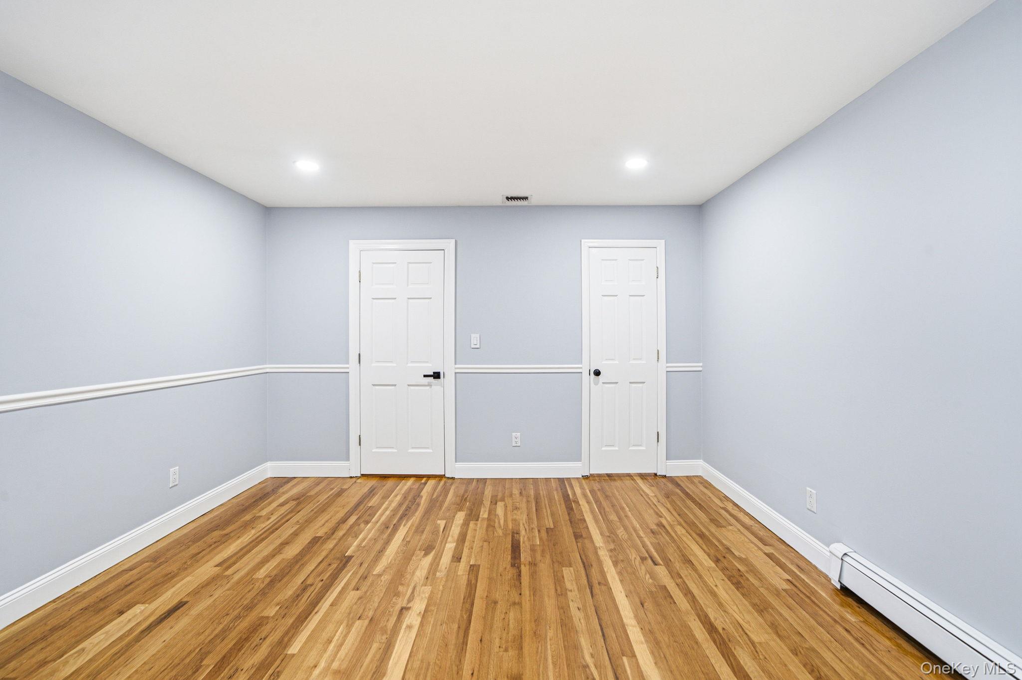 Single Family Arbor Lane  Suffolk County, NY 11746, MLS-1035415-37