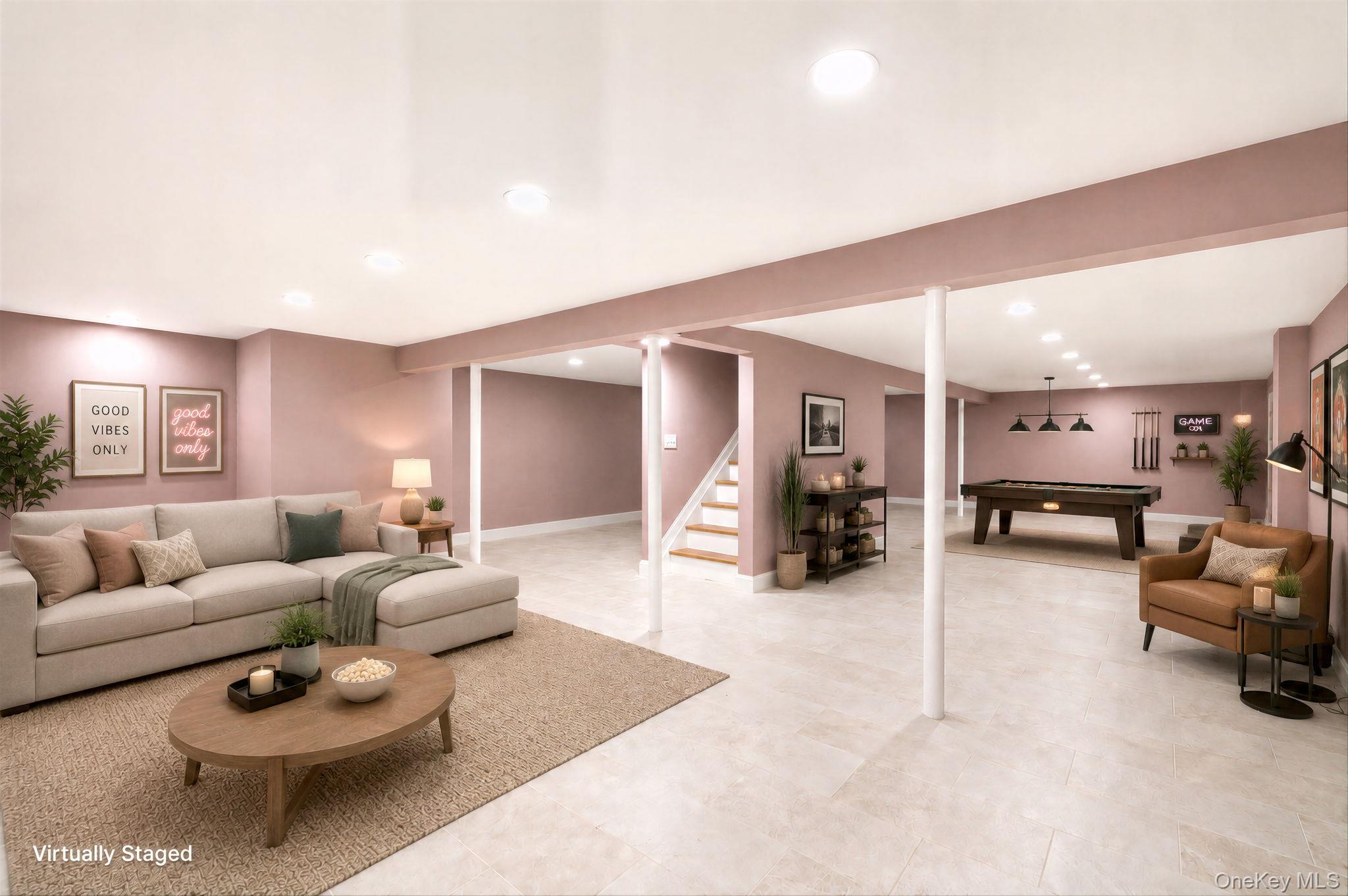 Single Family Arbor Lane  Suffolk County, NY 11746, MLS-1035415-39