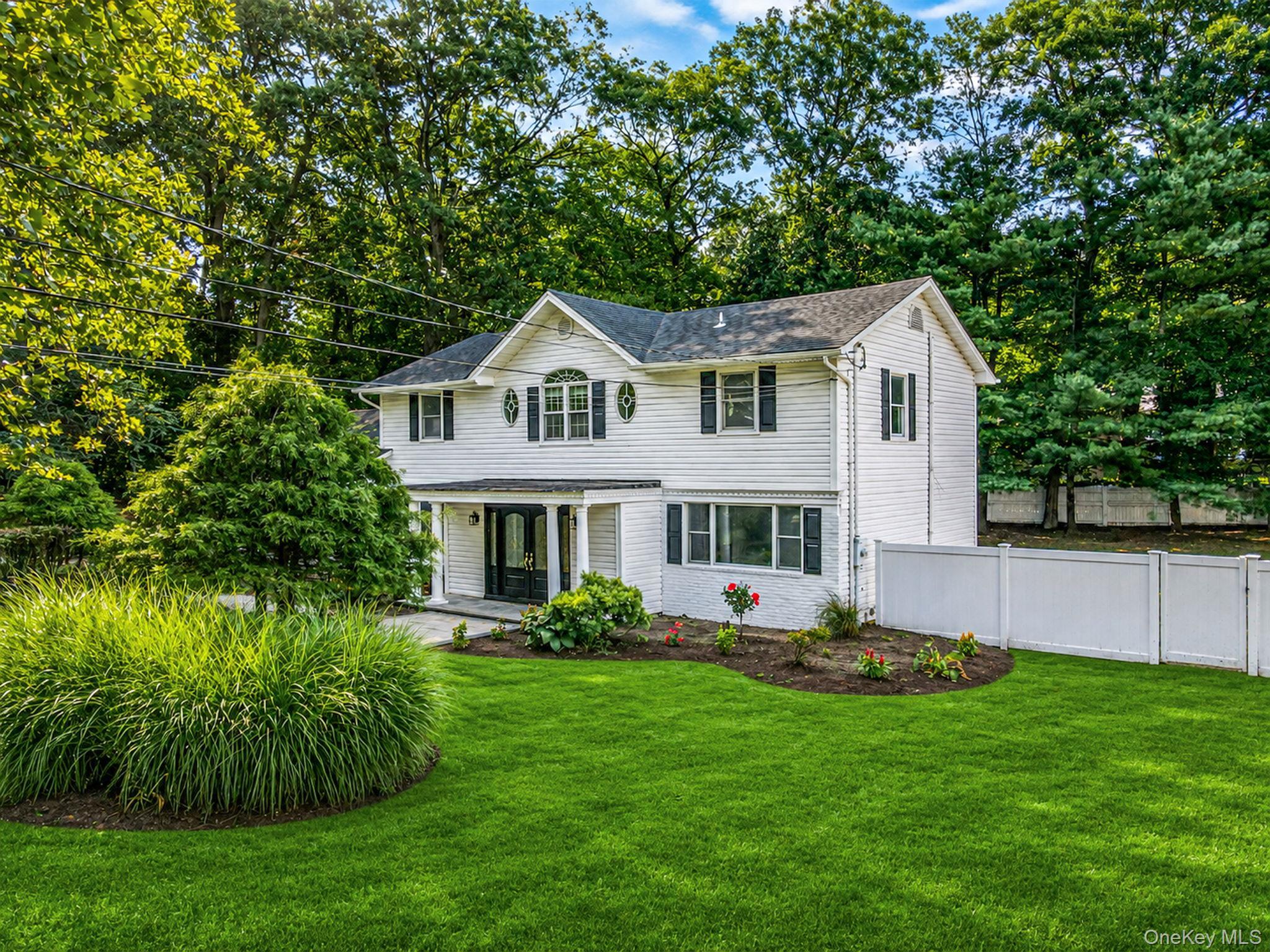 Single Family Arbor Lane  Suffolk County, NY 11746, MLS-1035415-45