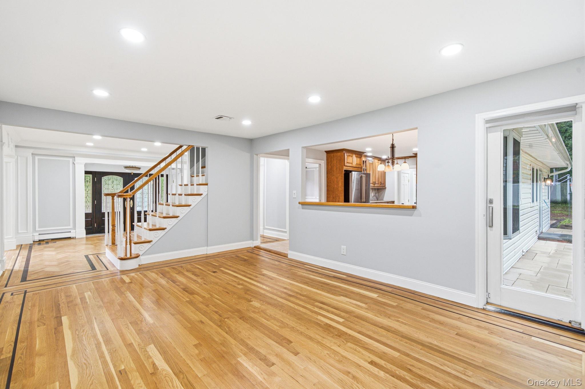 Single Family Arbor Lane  Suffolk County, NY 11746, MLS-1035415-9