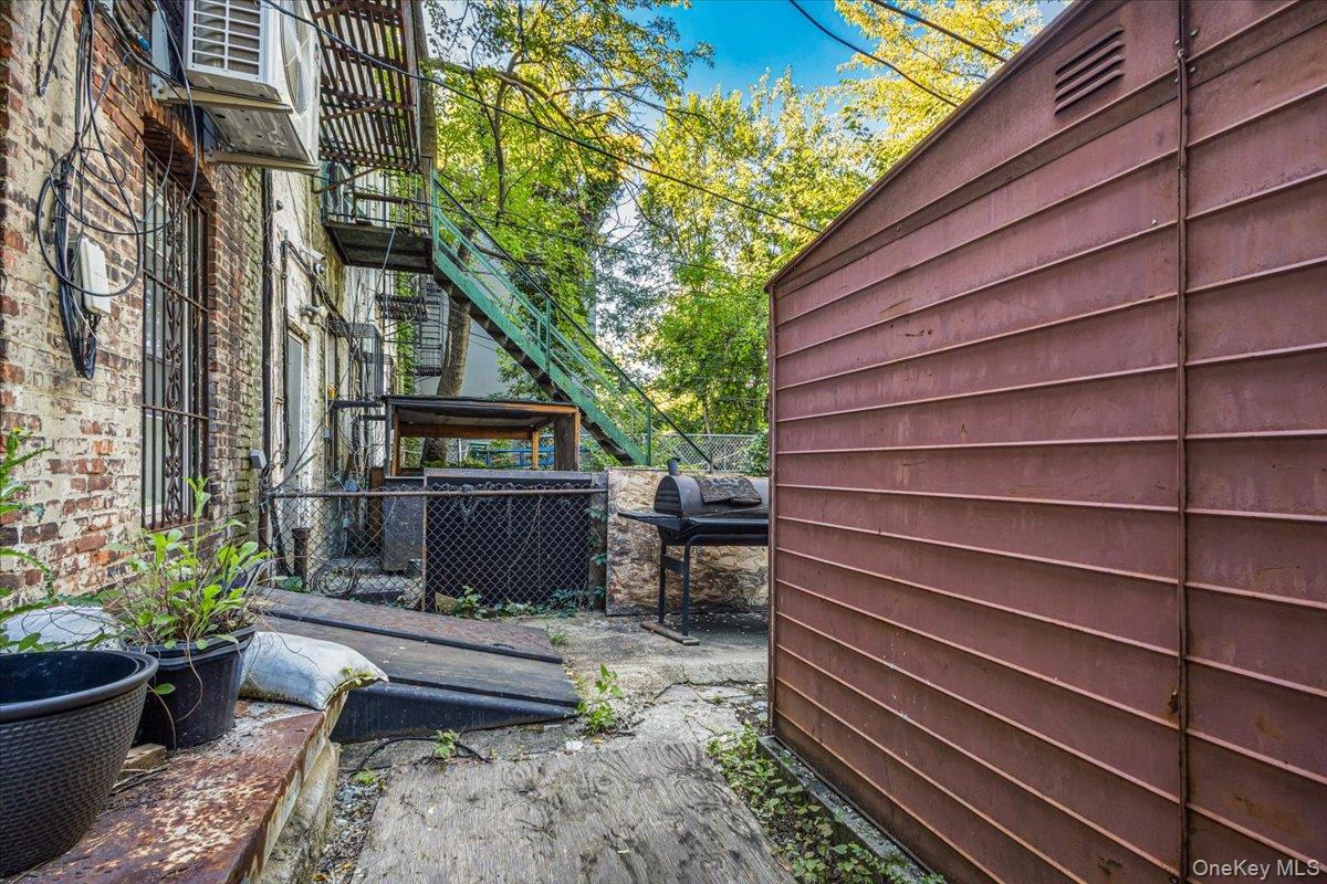 Single Family Nostrand Avenue Brooklyn, NY 11226, MLS-1035426-38