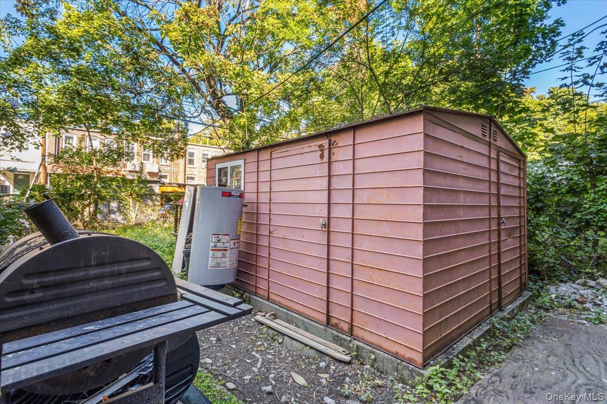 Single Family Nostrand Avenue Brooklyn, NY 11226, MLS-1035426-39