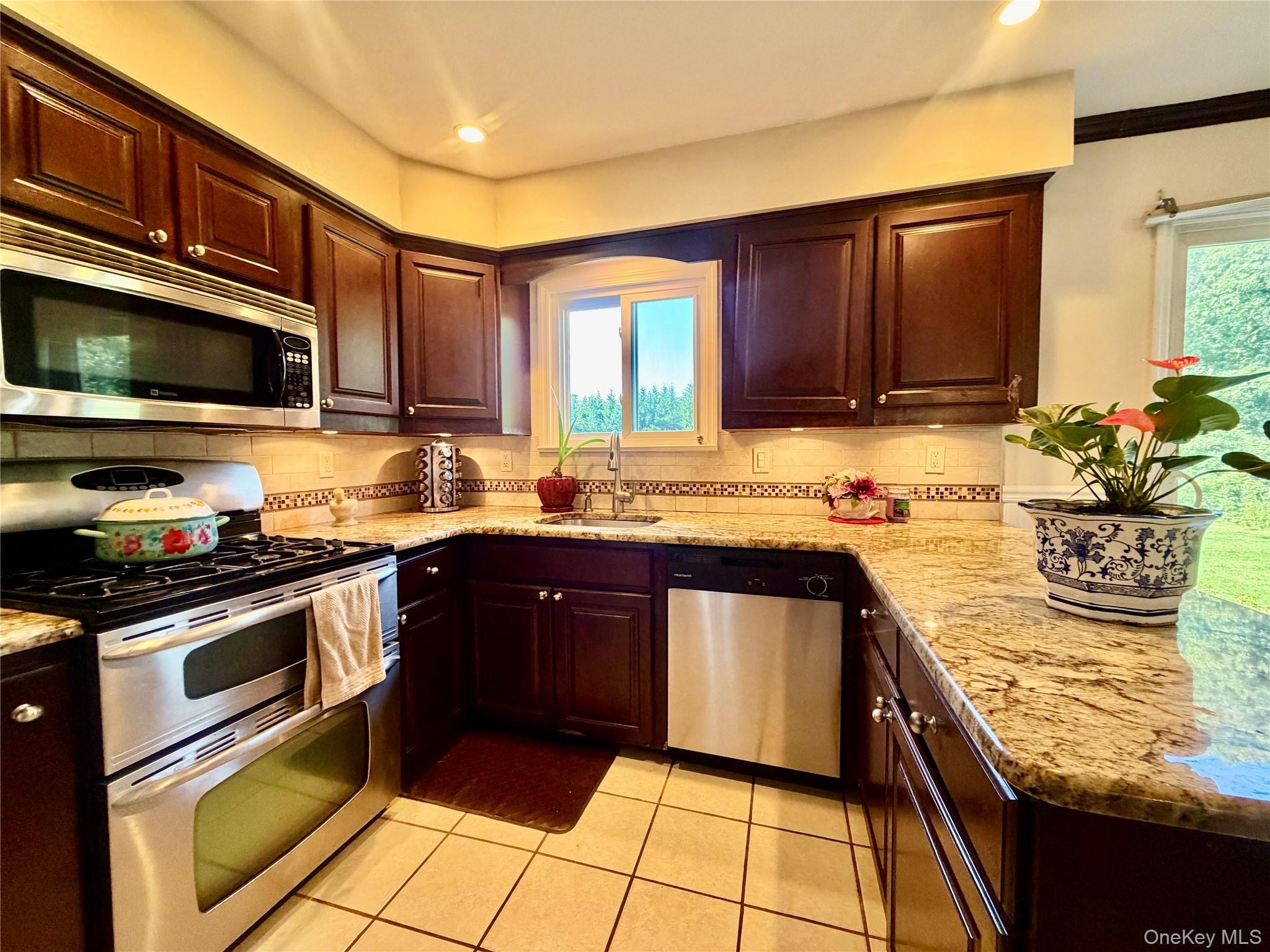 Single Family Estates Drive Suffolk County, NY 11776, MLS-1035458-20