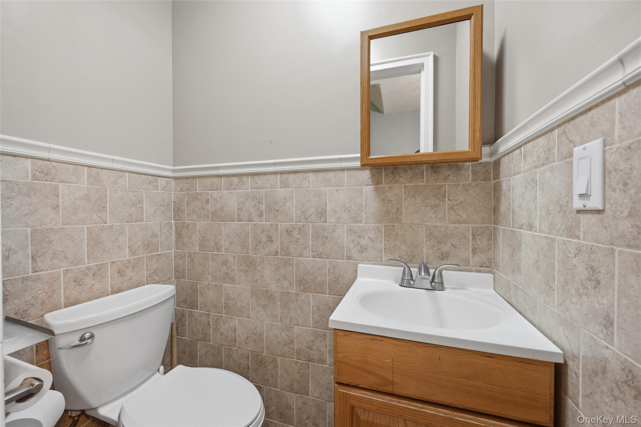 Single Family E Tremont Avenue Bronx, NY 10465, MLS-1035460-12