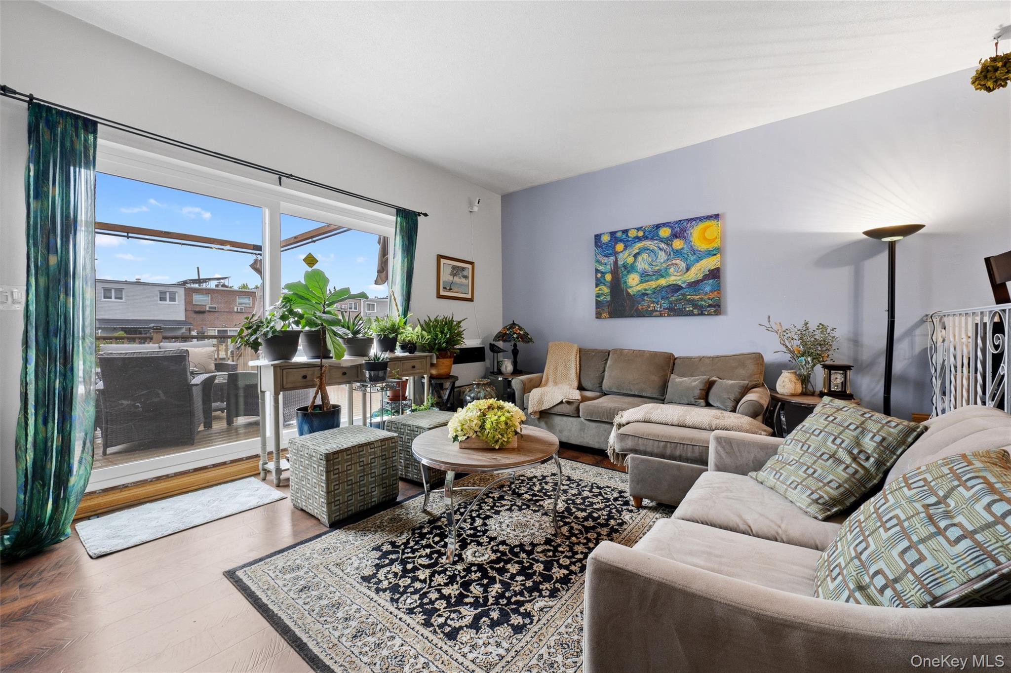 Single Family E Tremont Avenue Bronx, NY 10465, MLS-1035460-3