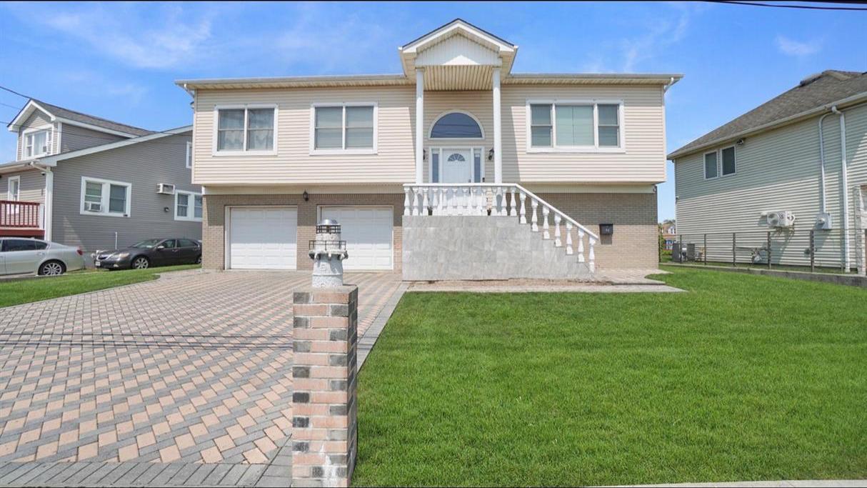 Single Family East Avenue  Nassau County, NY 11559, MLS-1035467-2