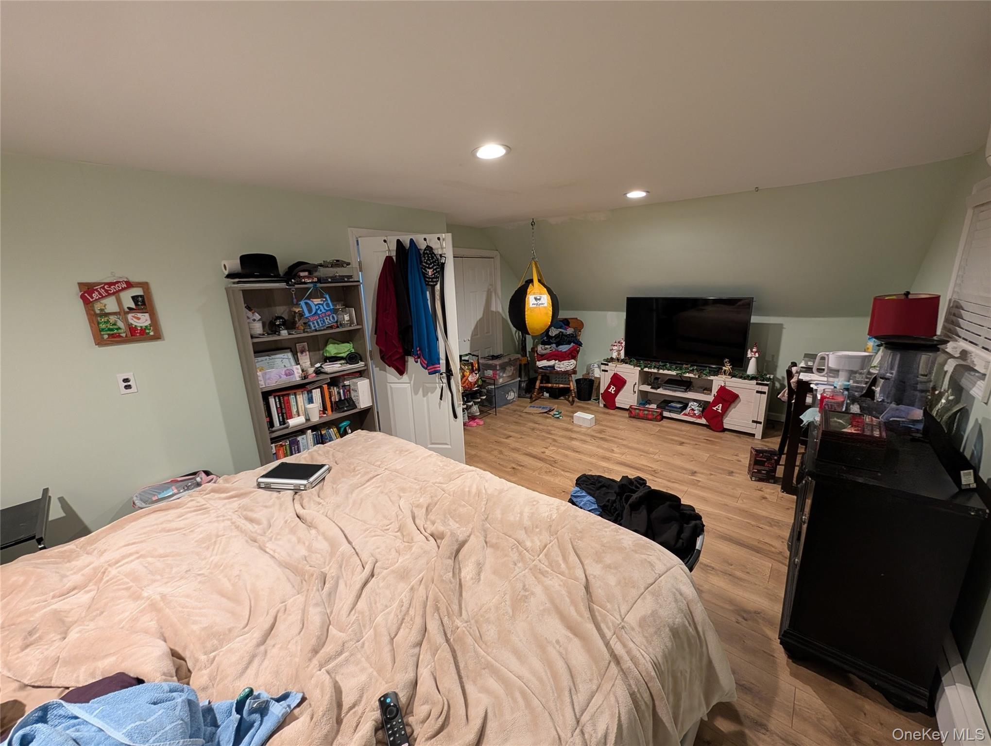 Single Family Rosemont Avenue Suffolk County, NY 11738, MLS-1035488-13