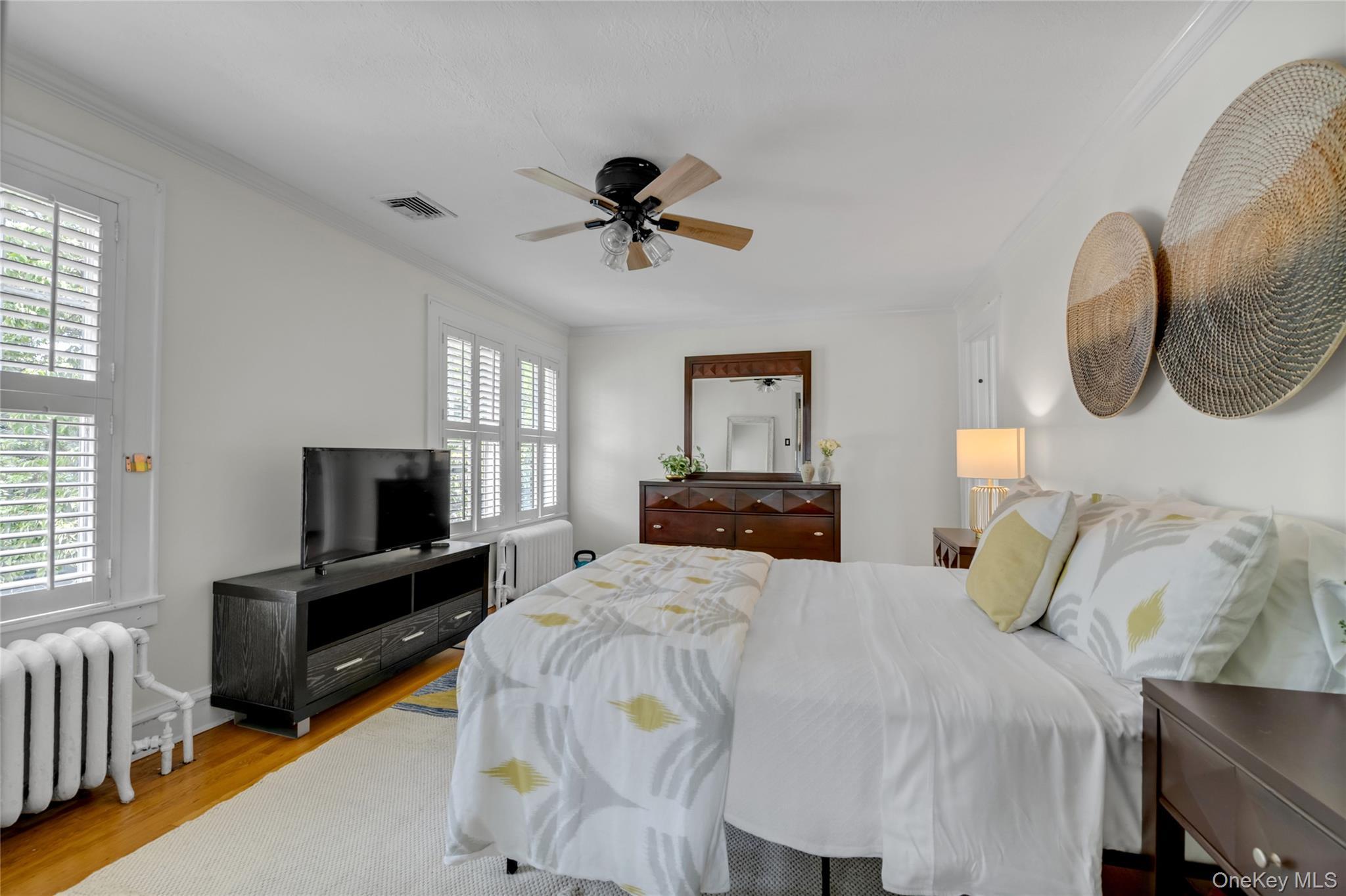 Single Family Forest Road  Queens, NY 11363, MLS-1035490-16
