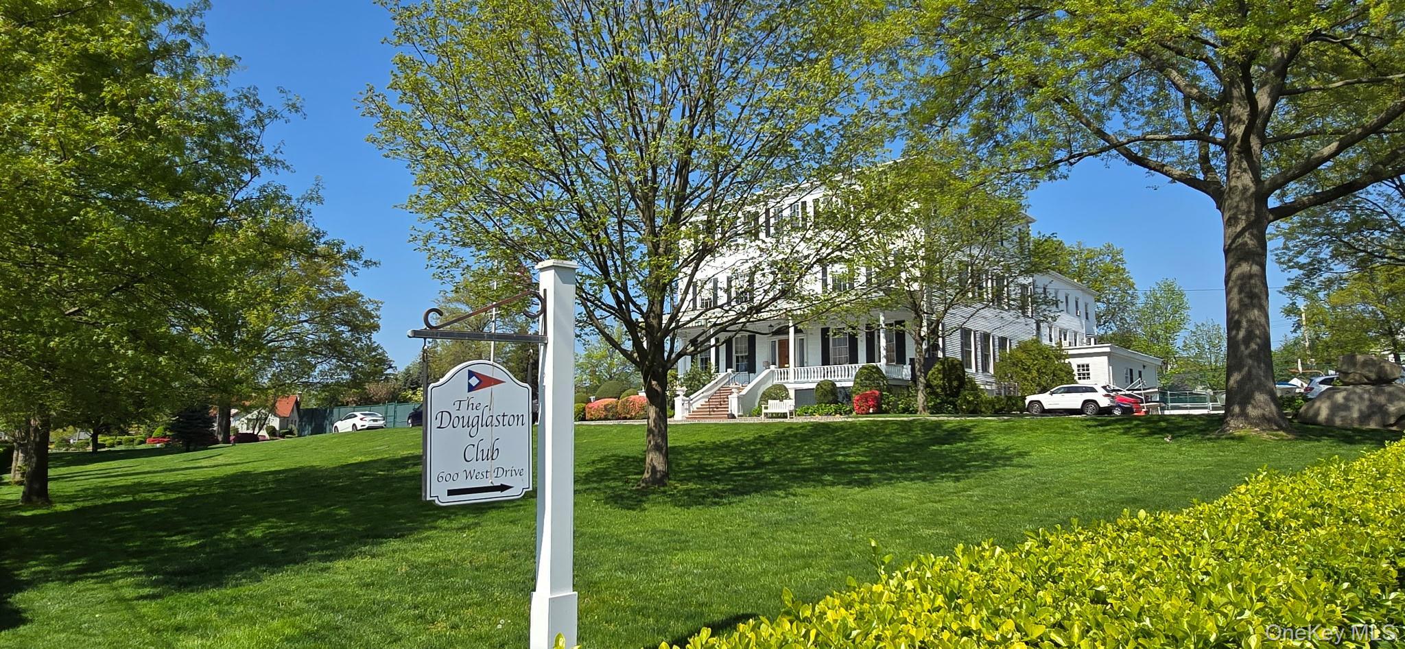 Single Family Forest Road  Queens, NY 11363, MLS-1035490-31