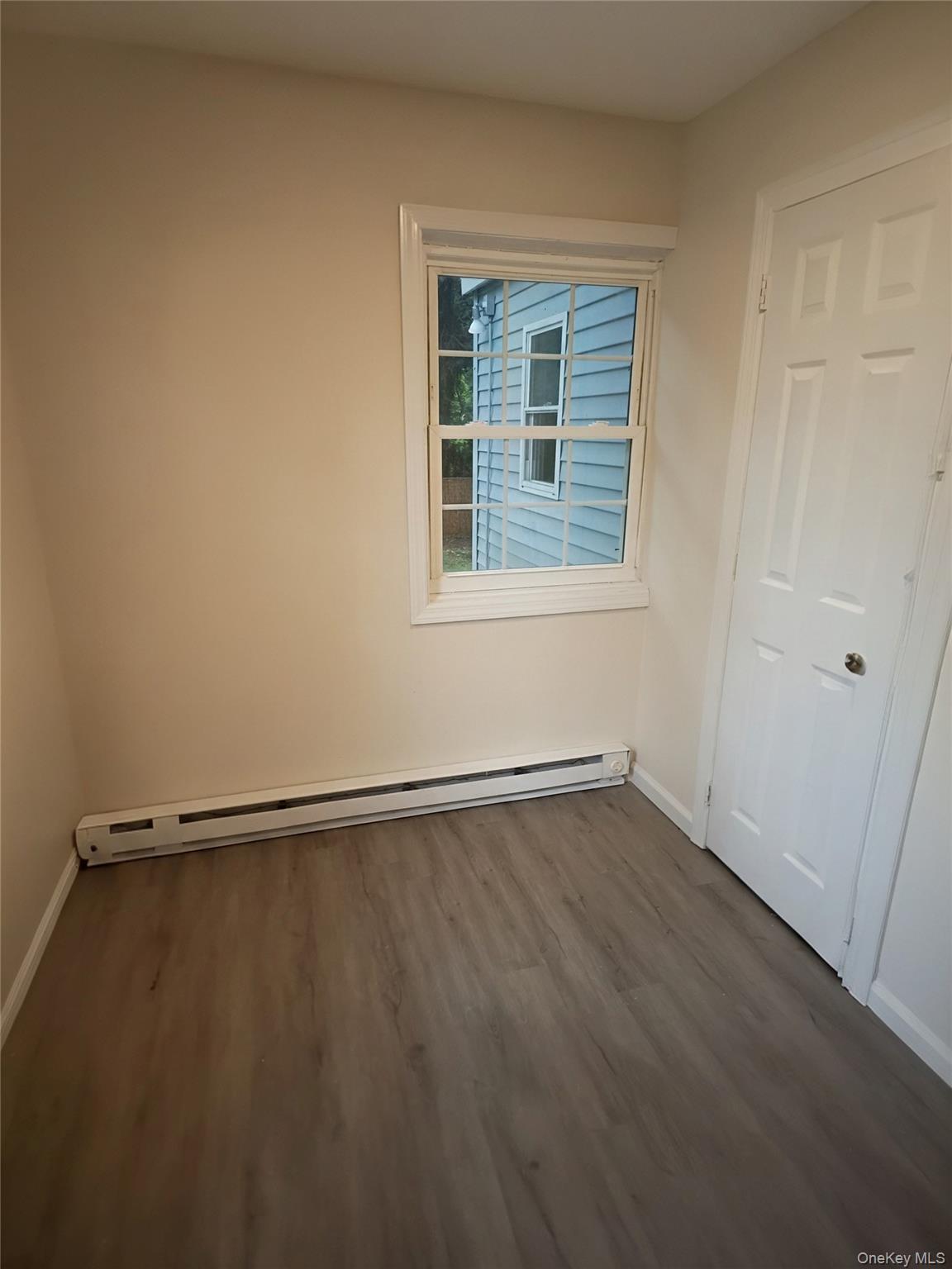 Single Family Neighborhood Road Suffolk County, NY 11951, MLS-1035494-10