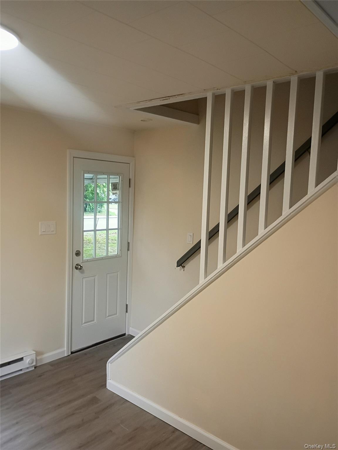 Single Family Neighborhood Road Suffolk County, NY 11951, MLS-1035494-3