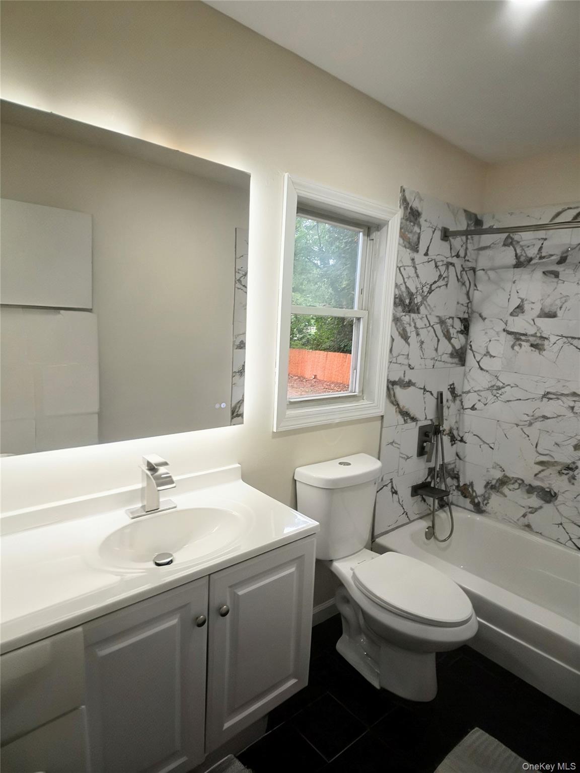 Single Family Neighborhood Road Suffolk County, NY 11951, MLS-1035494-6