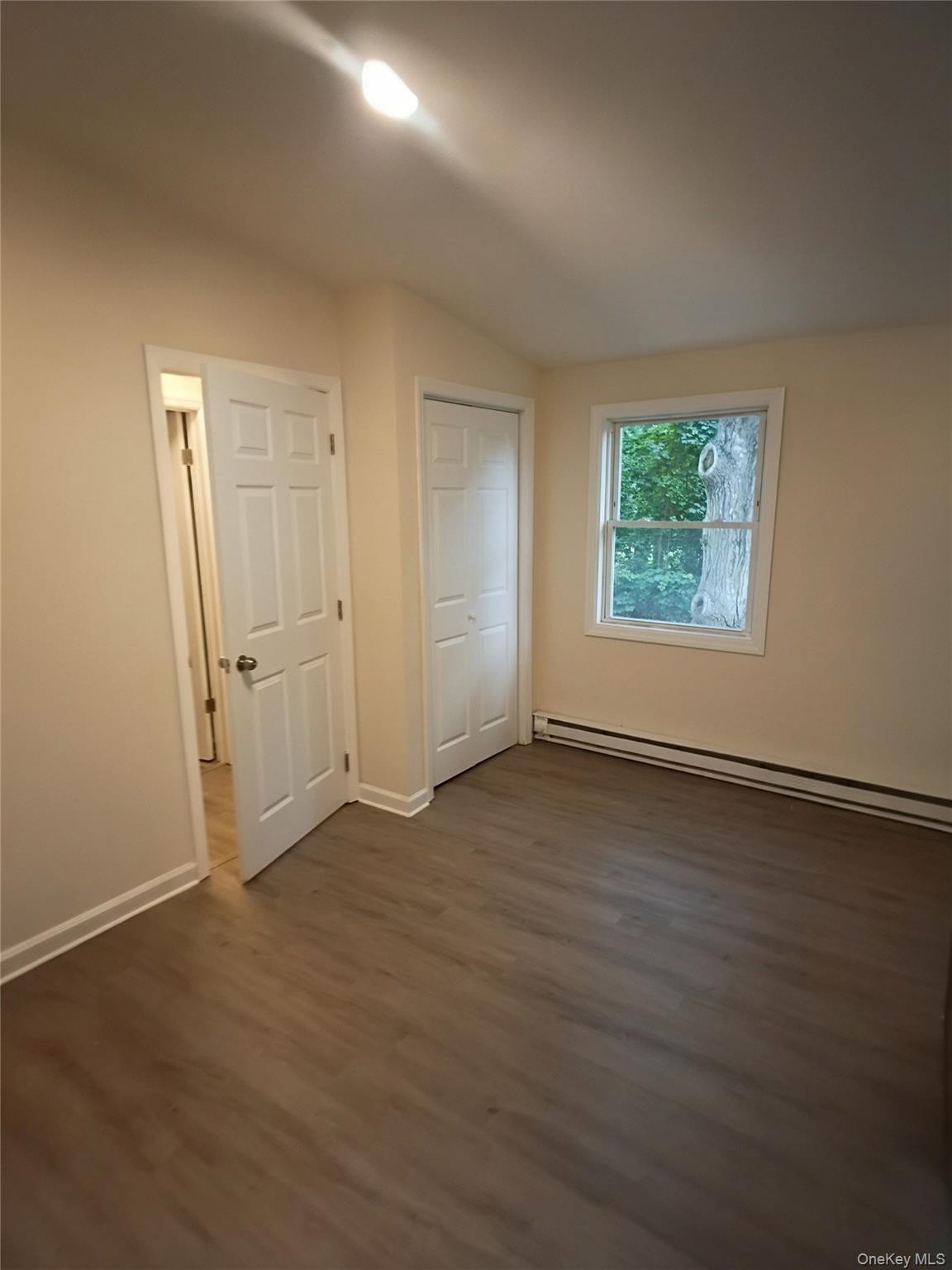 Single Family Neighborhood Road Suffolk County, NY 11951, MLS-1035494-7