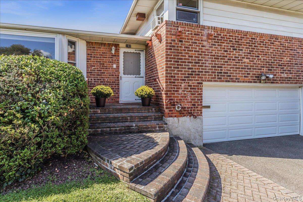 Single Family Stephen Street  Nassau County, NY 11756, MLS-1035498-3