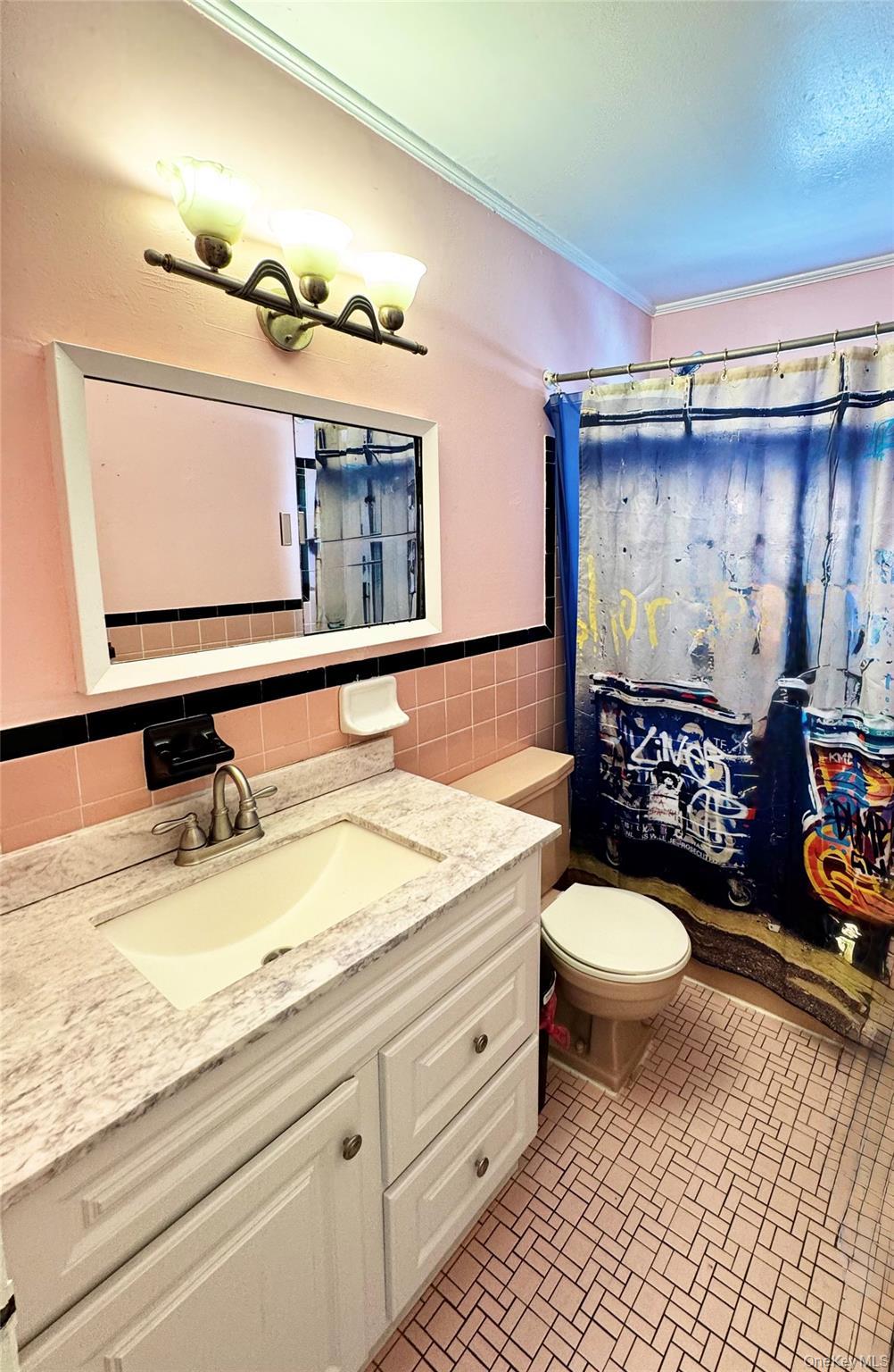 Single Family Eggert Place  Queens, NY 11691, MLS-1035524-10