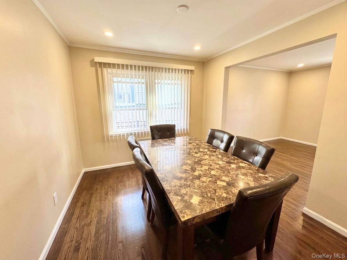 Single Family Eggert Place  Queens, NY 11691, MLS-1035524-15