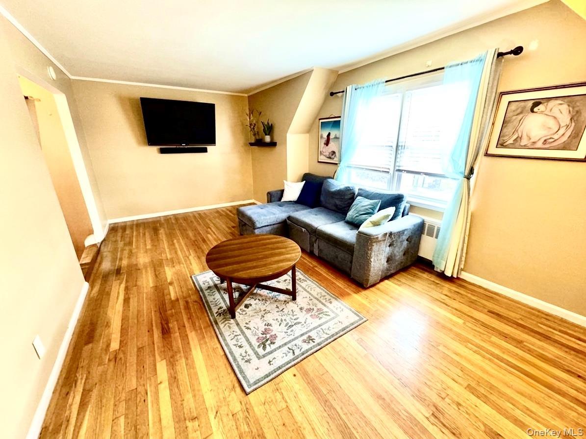 Single Family Eggert Place  Queens, NY 11691, MLS-1035524-16