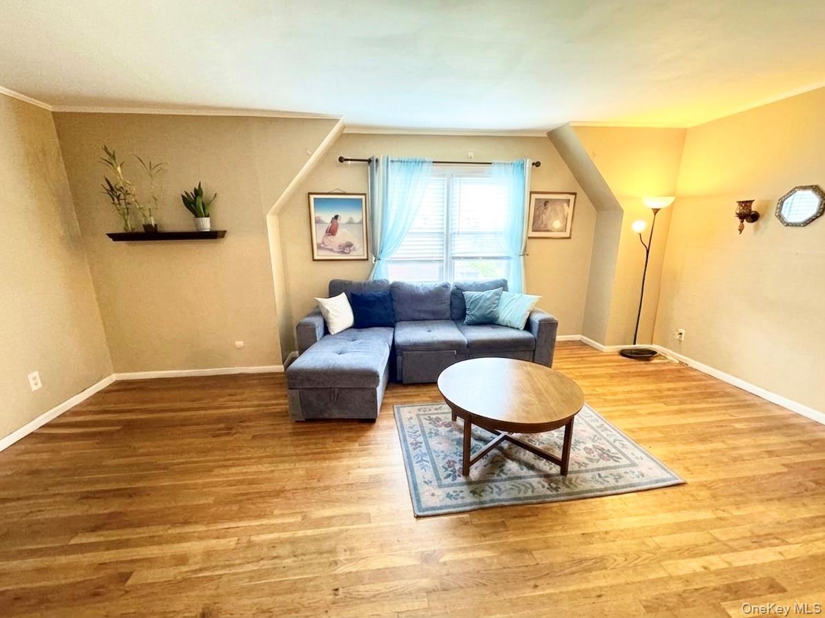 Single Family Eggert Place  Queens, NY 11691, MLS-1035524-17
