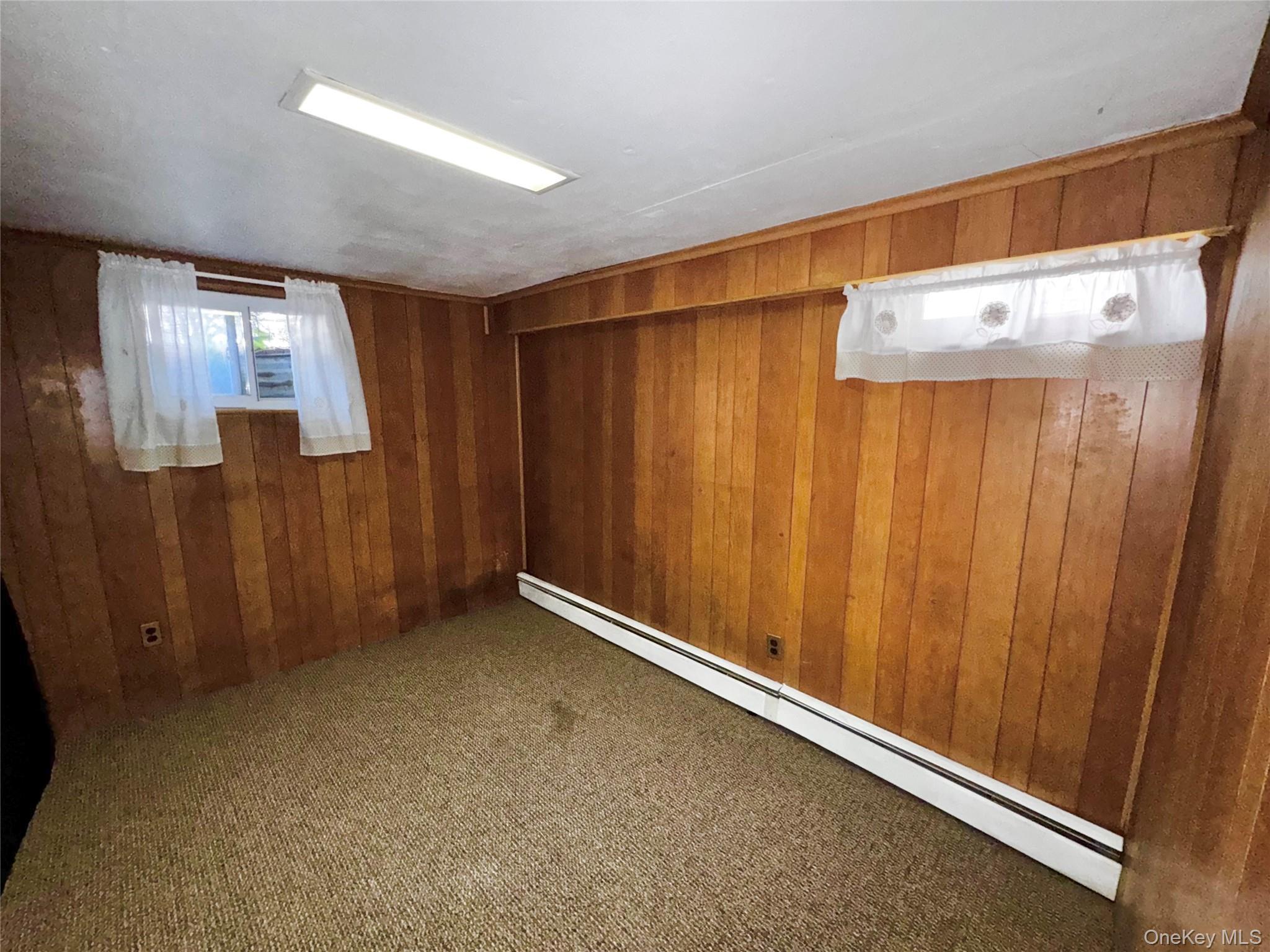 Single Family Eggert Place  Queens, NY 11691, MLS-1035524-20