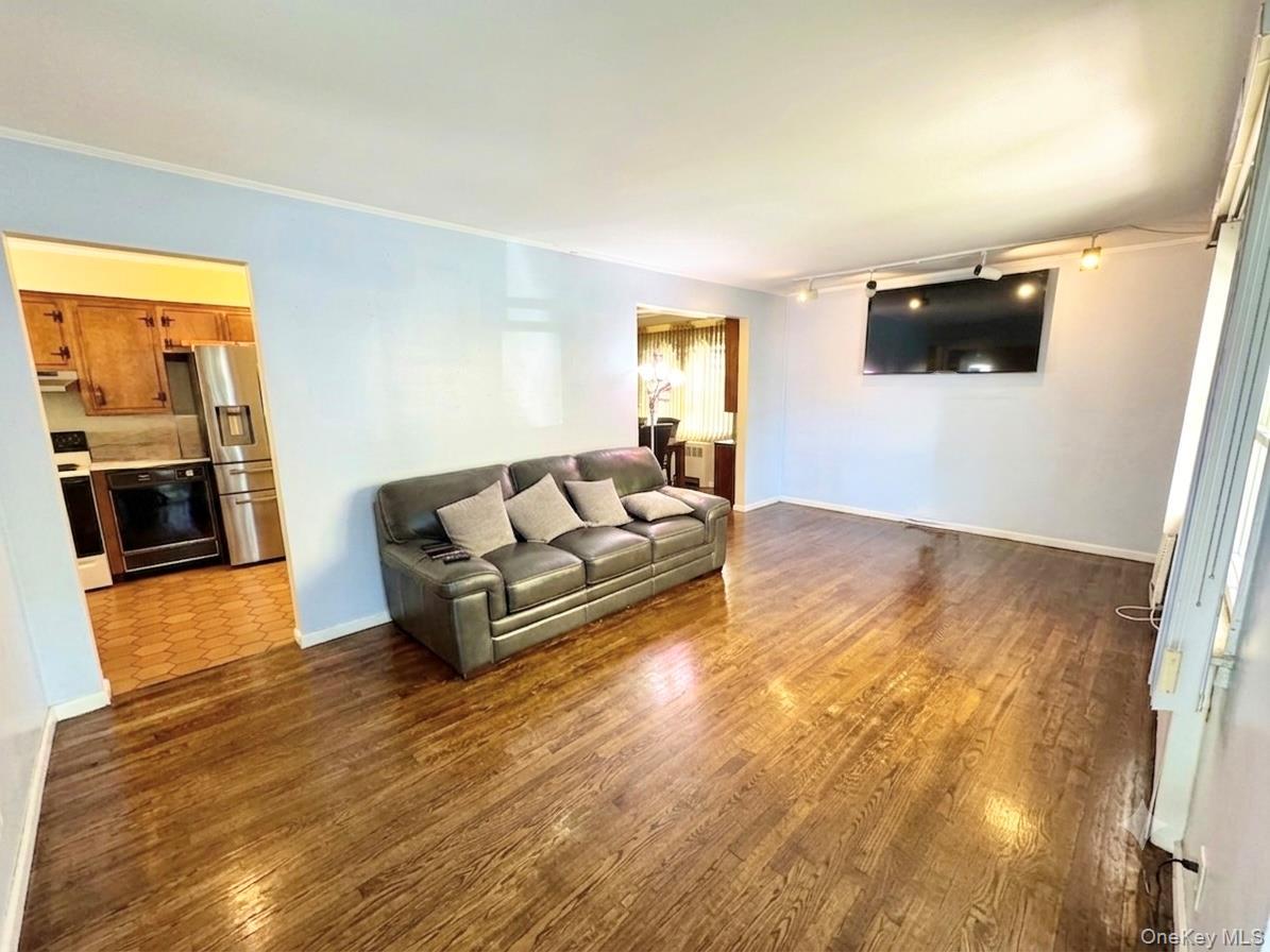 Single Family Eggert Place  Queens, NY 11691, MLS-1035524-7
