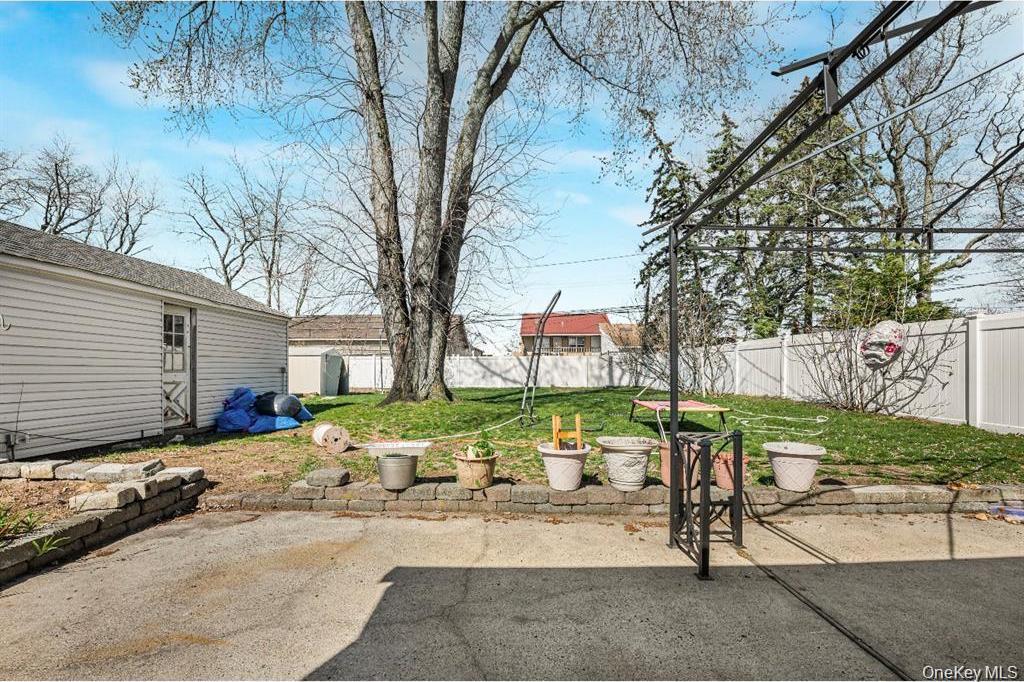 Single Family Wyngate Drive Nassau County, NY 11580, MLS-1035532-18