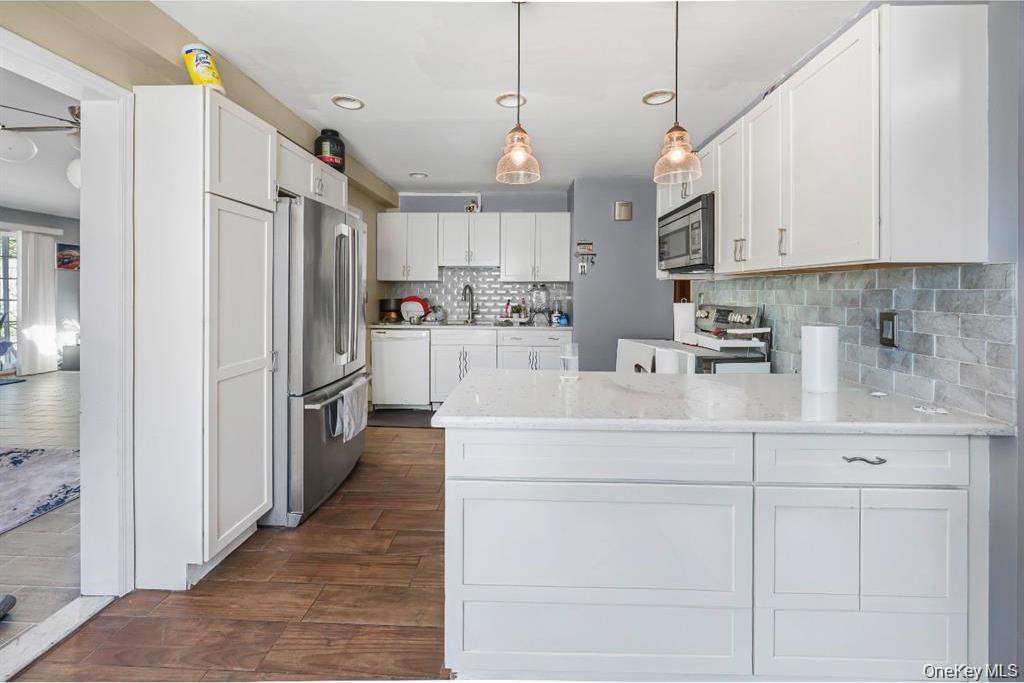 Single Family Wyngate Drive Nassau County, NY 11580, MLS-1035532-6