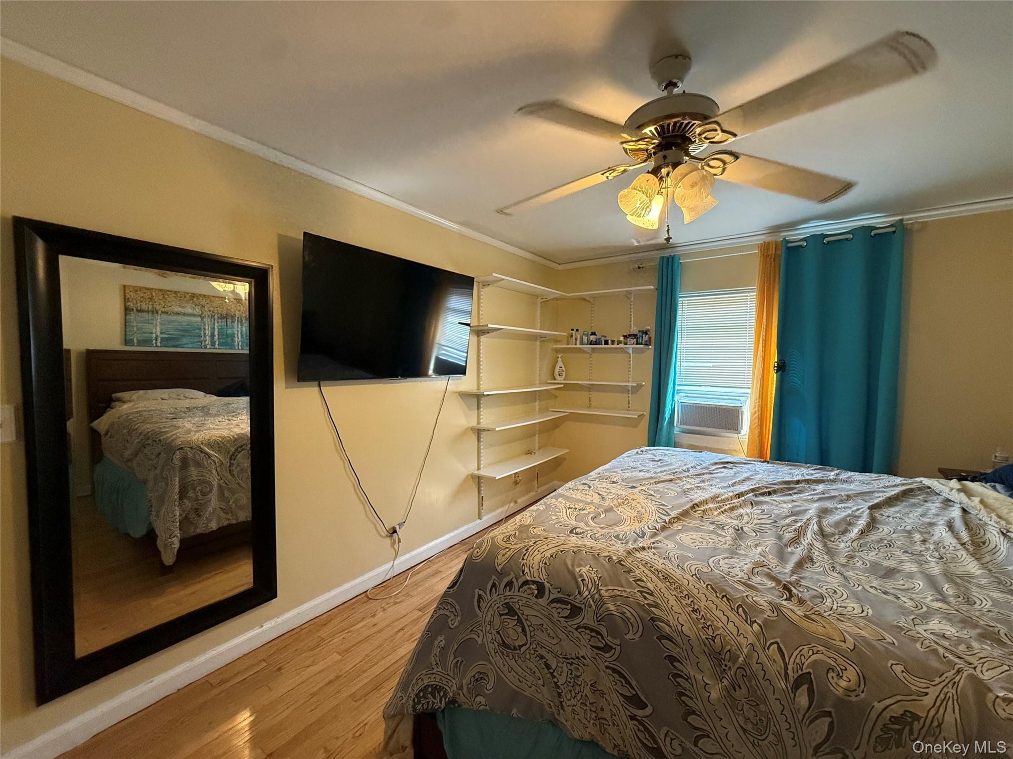 Single Family Lurting Avenue  Bronx, NY 10469, MLS-1035533-13