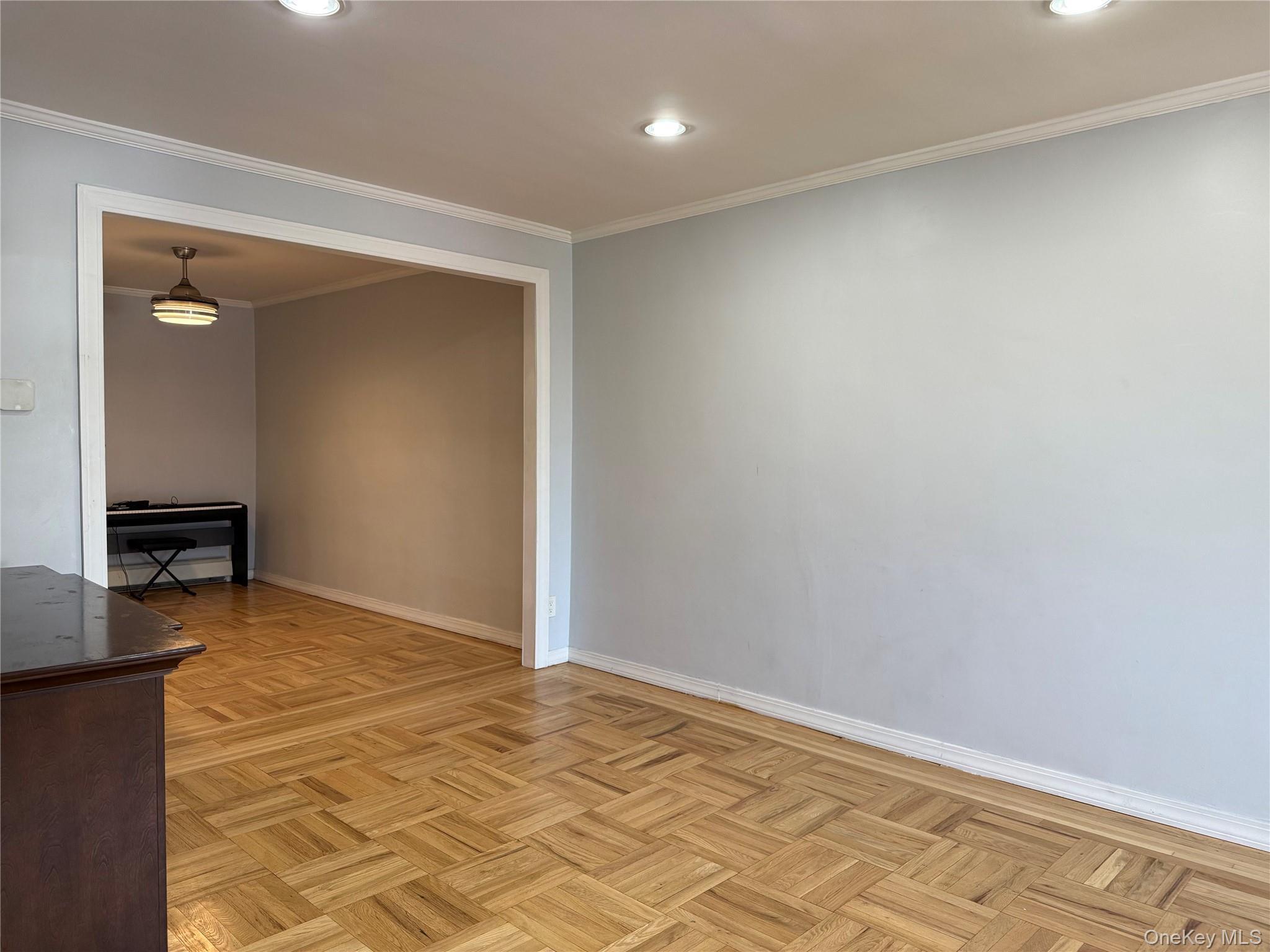 Single Family Lurting Avenue  Bronx, NY 10469, MLS-1035533-3