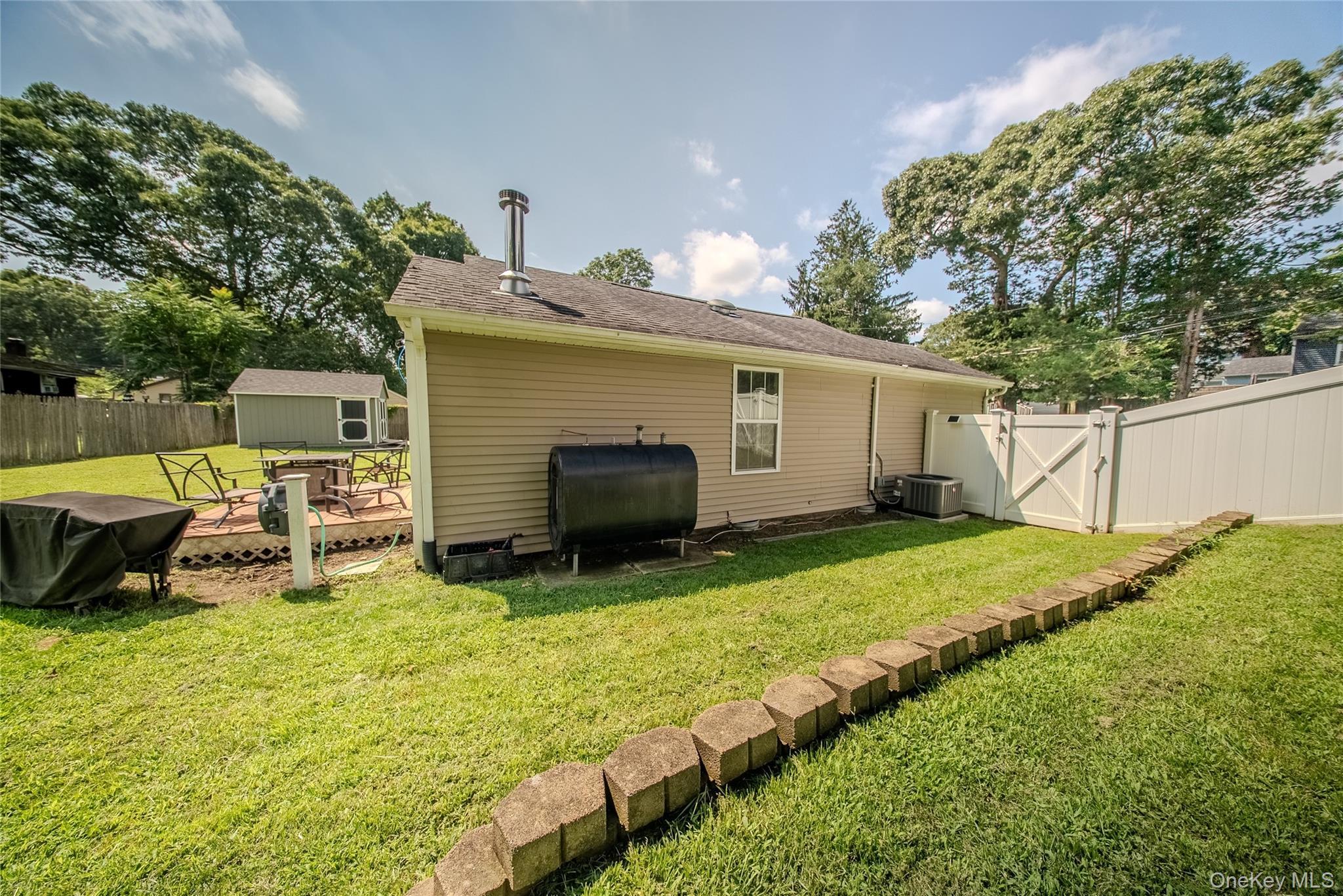 Single Family Connelly Drive Suffolk County, NY 11755, MLS-1035541-30