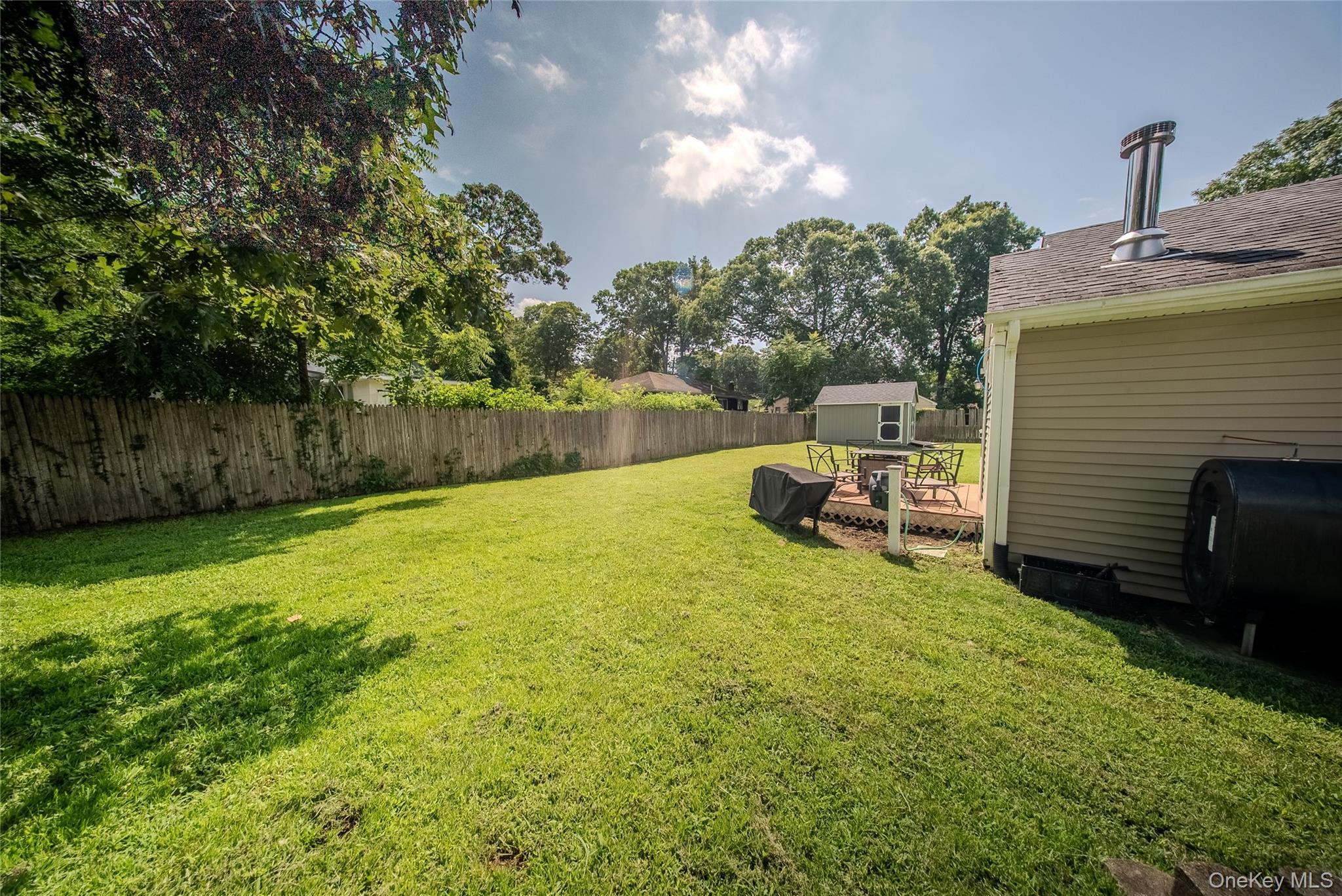 Single Family Connelly Drive Suffolk County, NY 11755, MLS-1035541-31